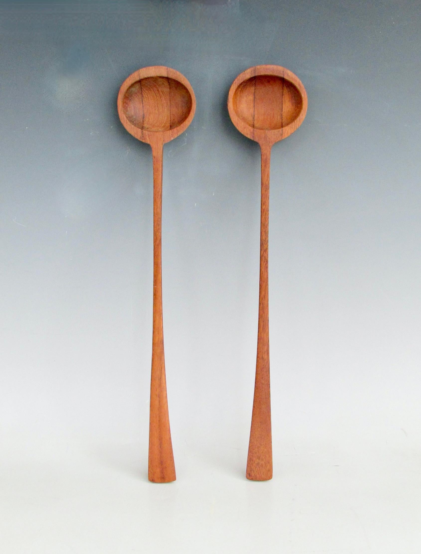 20th Century Pair of early and rare Dansk Danmark JHQ salad servers For Sale