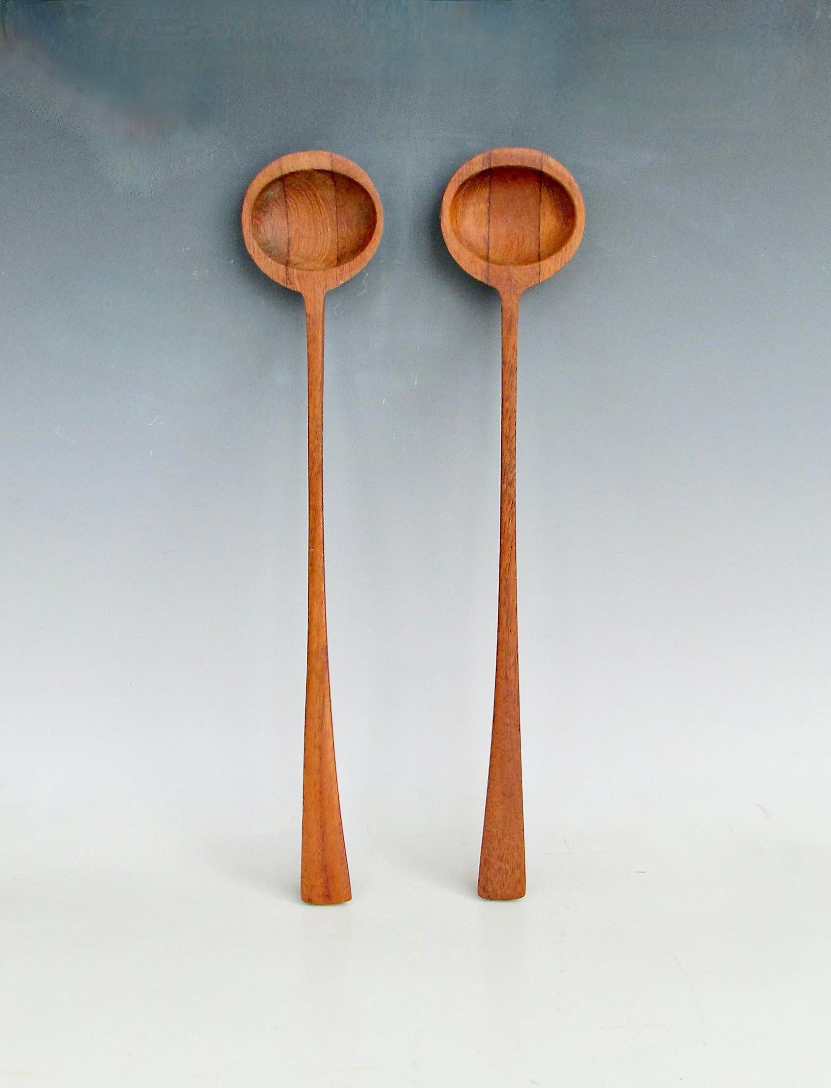 Teak Pair of early and rare Dansk Danmark JHQ salad servers For Sale