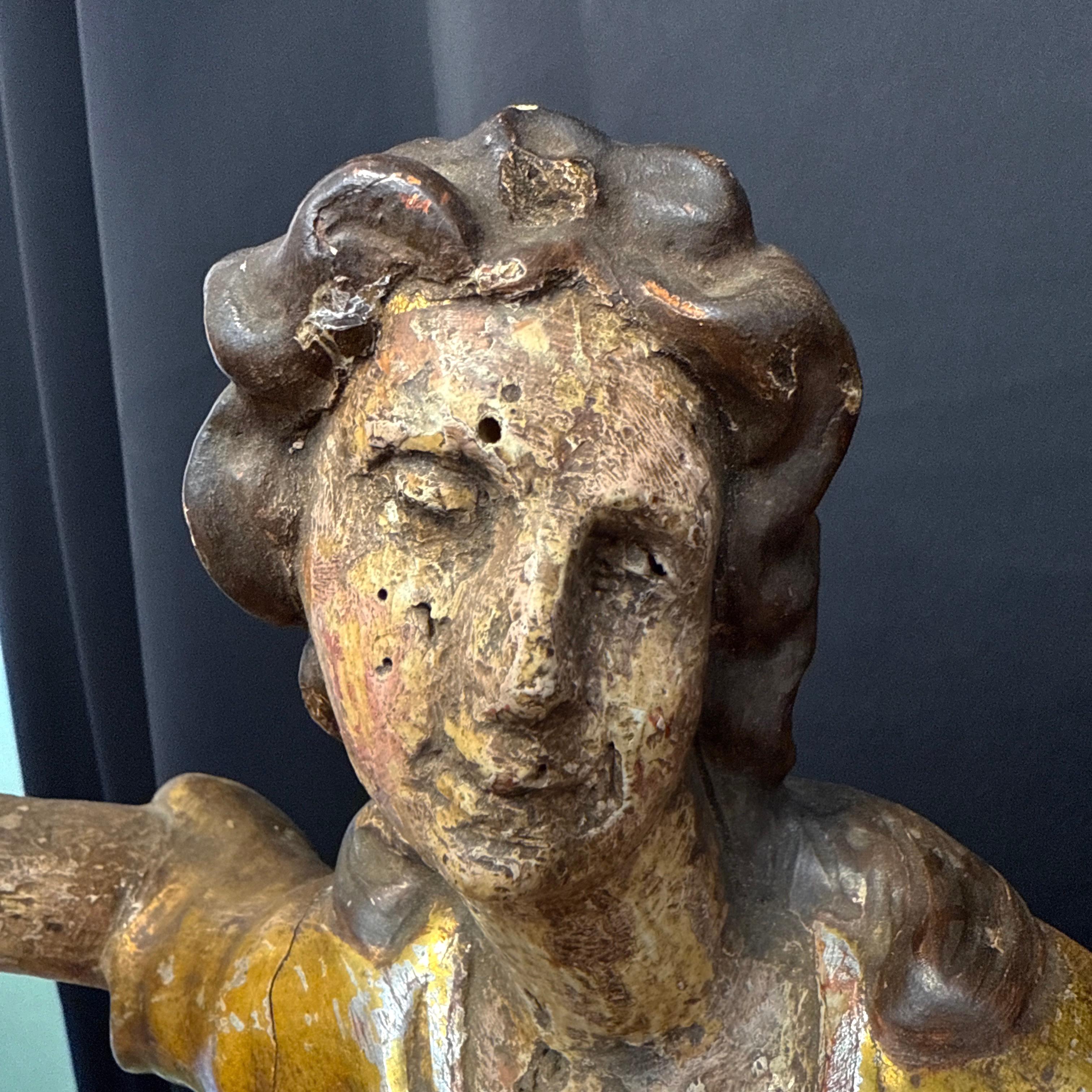 Coppia di figure di cornucopia in legno dorato del primo barocco italiano settentrionale in vendita 3