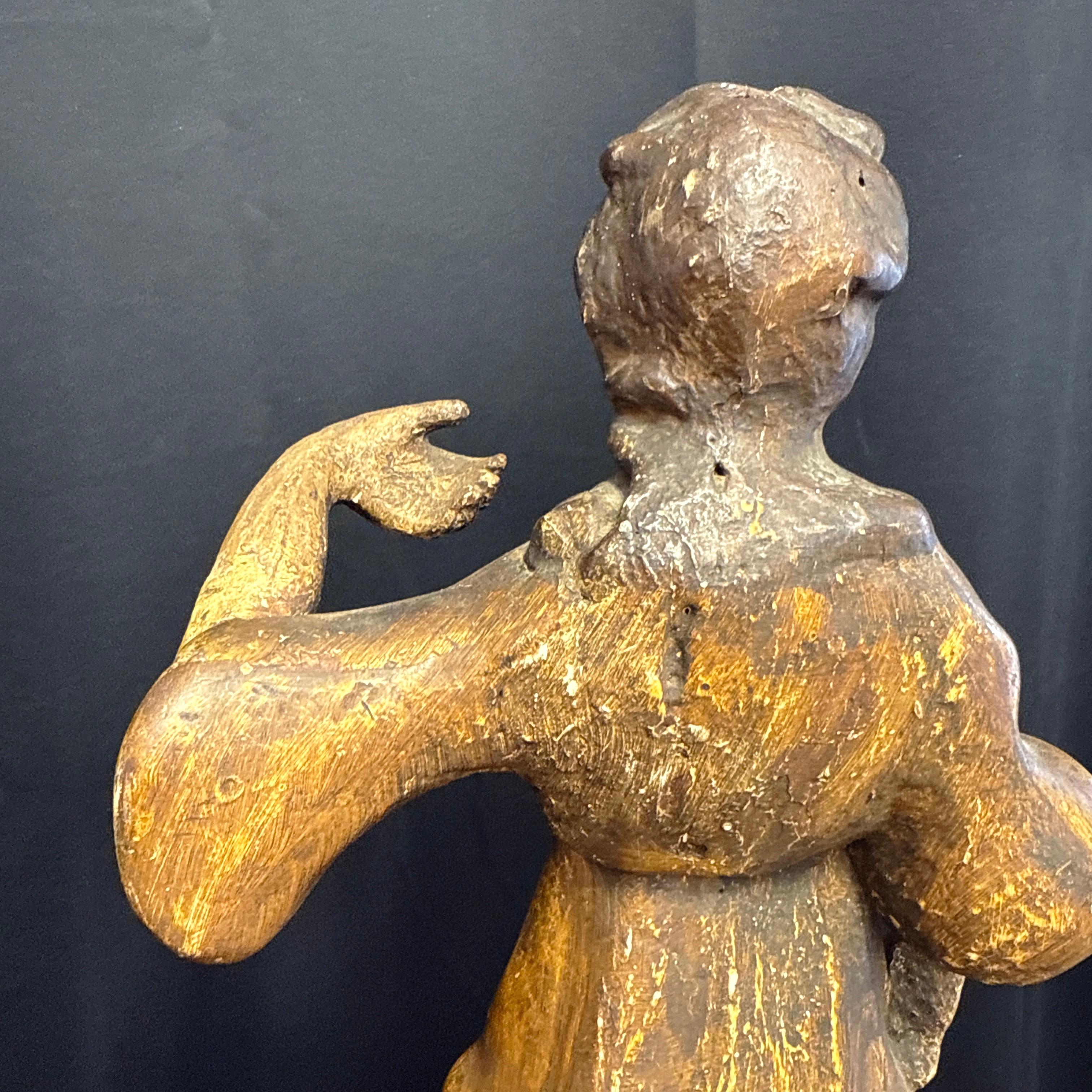 Coppia di figure di cornucopia in legno dorato del primo barocco italiano settentrionale in vendita 12
