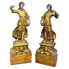 Paire de figures de corne d'abondance en bois doré du début de l'époque baroque en Italie du Nord