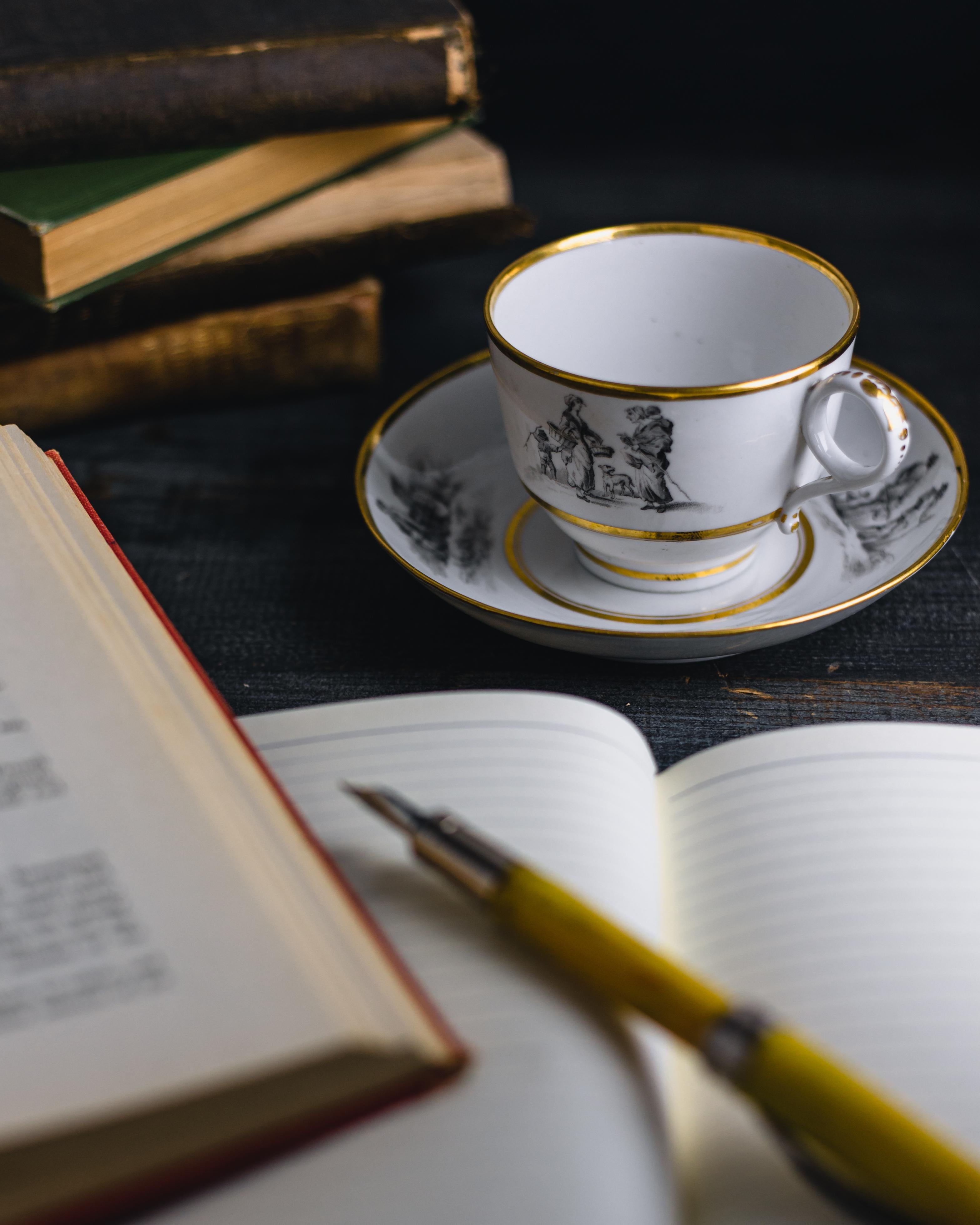 A pair of early transferware English porcelain teacups and saucers, made by the Worcester Porcelain Factory during the Barr, Flight & Barr period, 1807-1813.

The bat printing process was introduced in England at the end of the 18th century, and