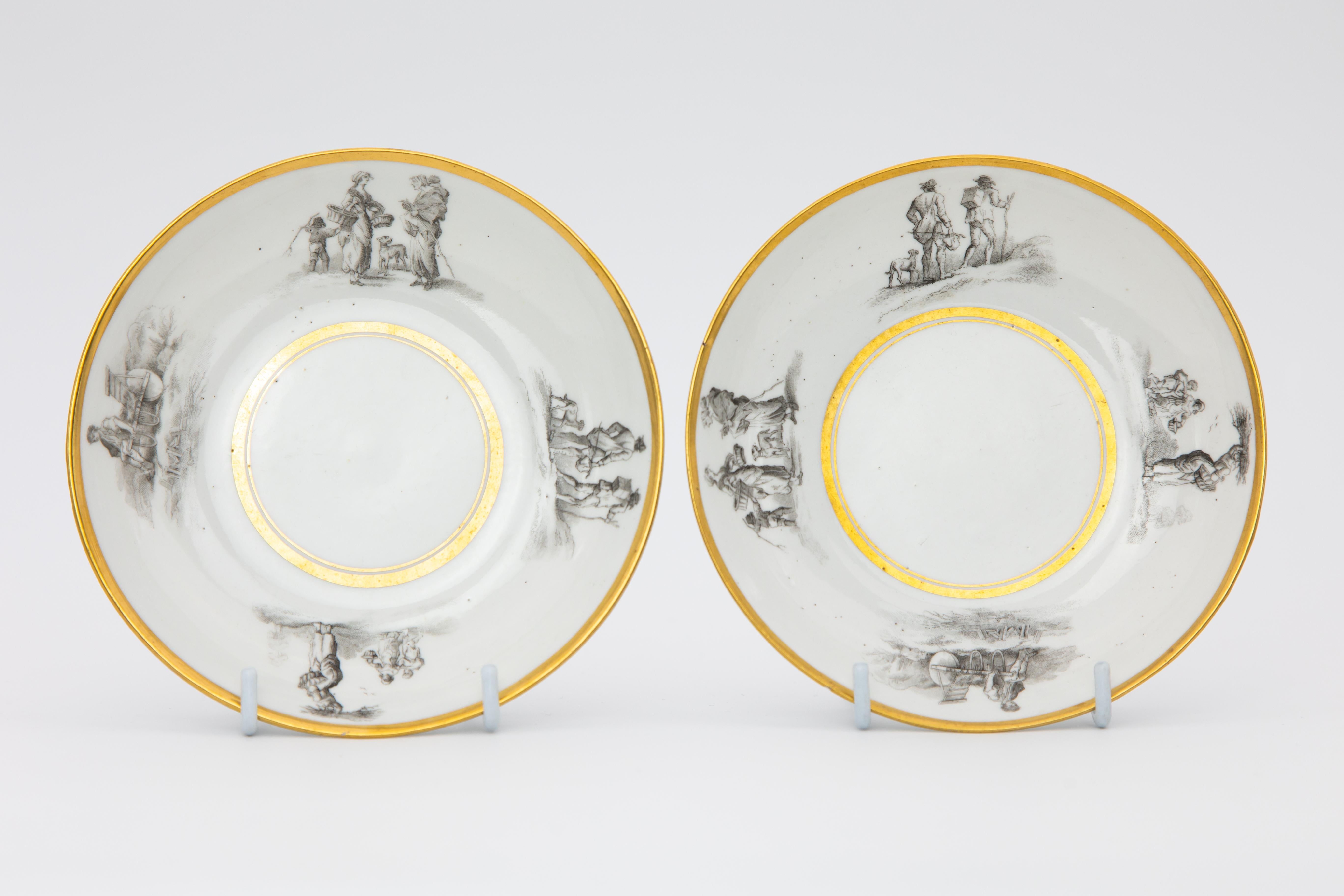 Country Pair of Early Barr Flight Barr Porcelain Teacups and Saucers For Sale