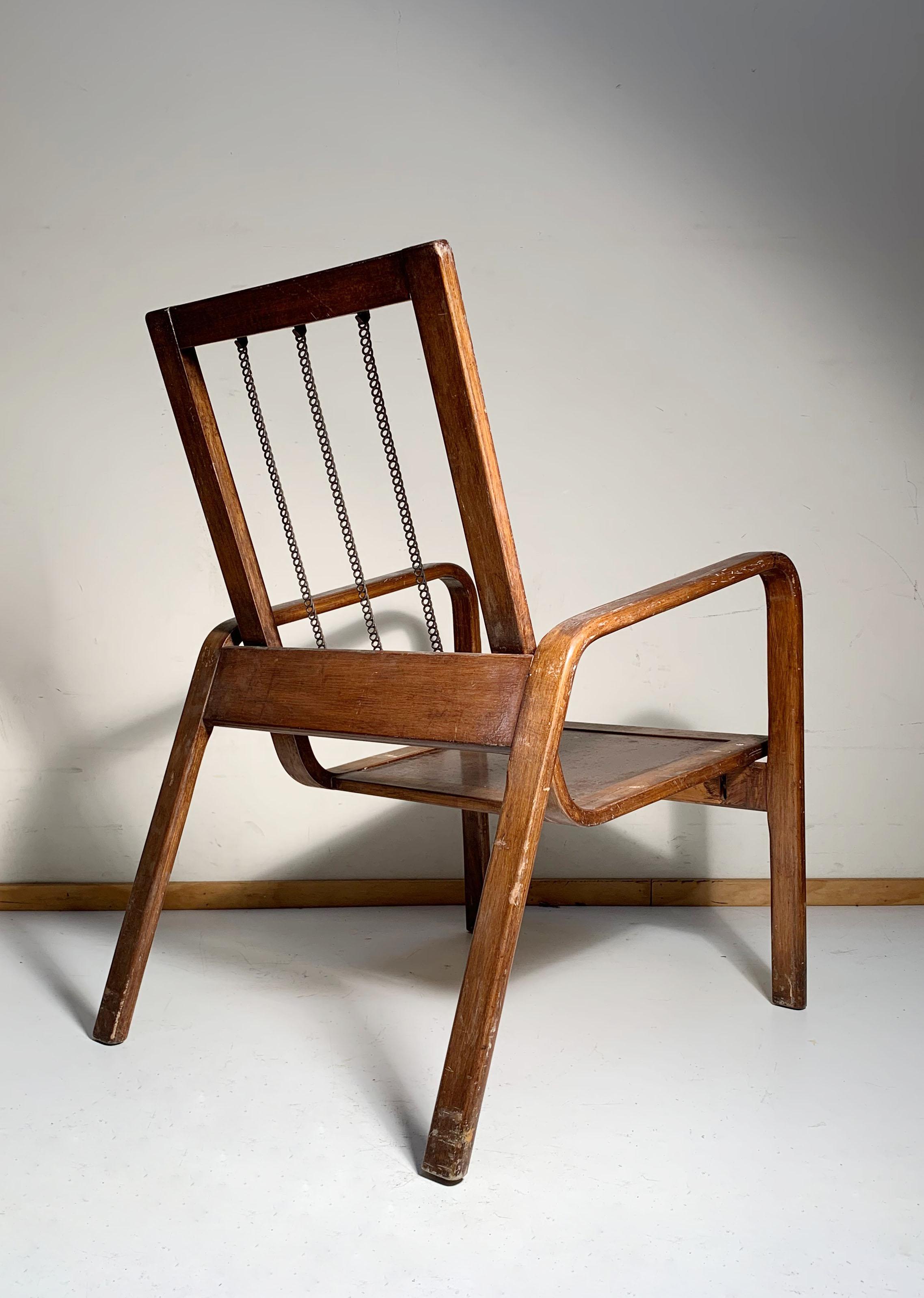 Pair of Early Bentwood Danish or German Bauhaus Lounge Chairs 1