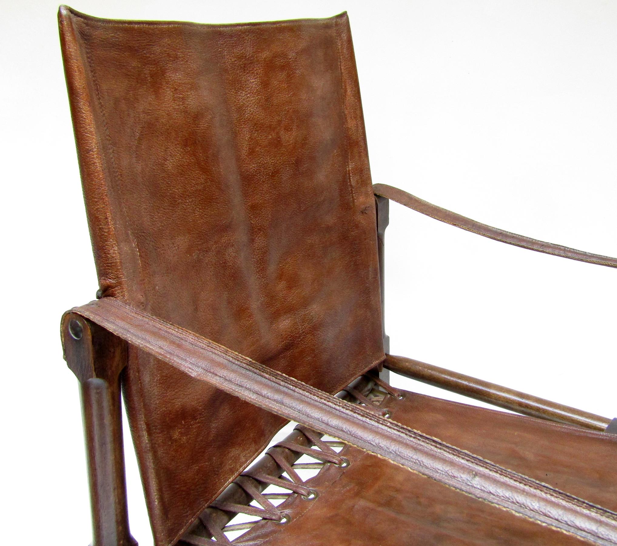 Pair Of Early British Roorkhee Safari Campaign Chairs In Leather, Circa 1920 7