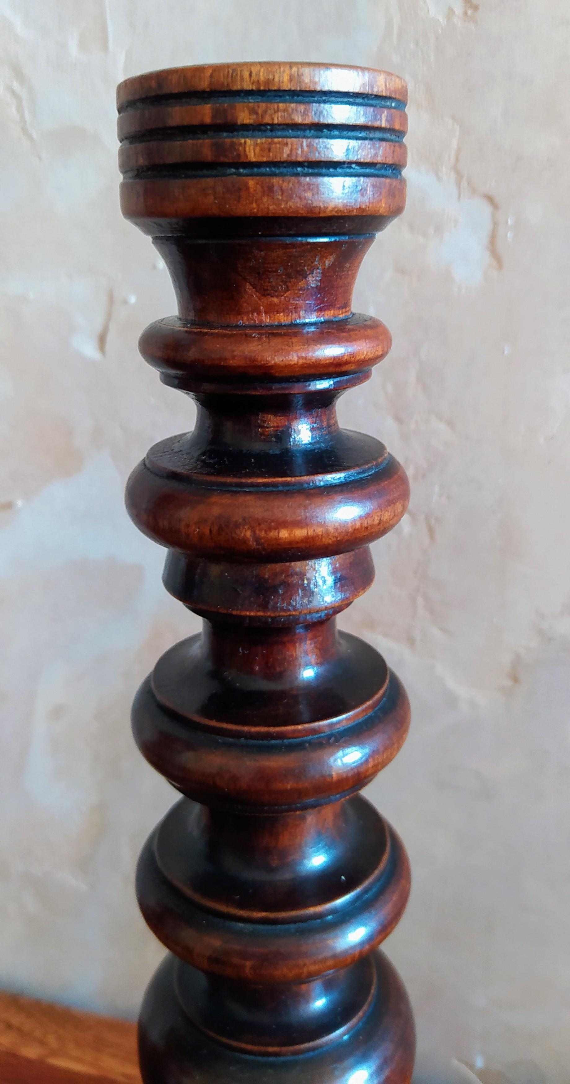 Pair of Early C20th French Turned Walnut Candlesticks For Sale 4
