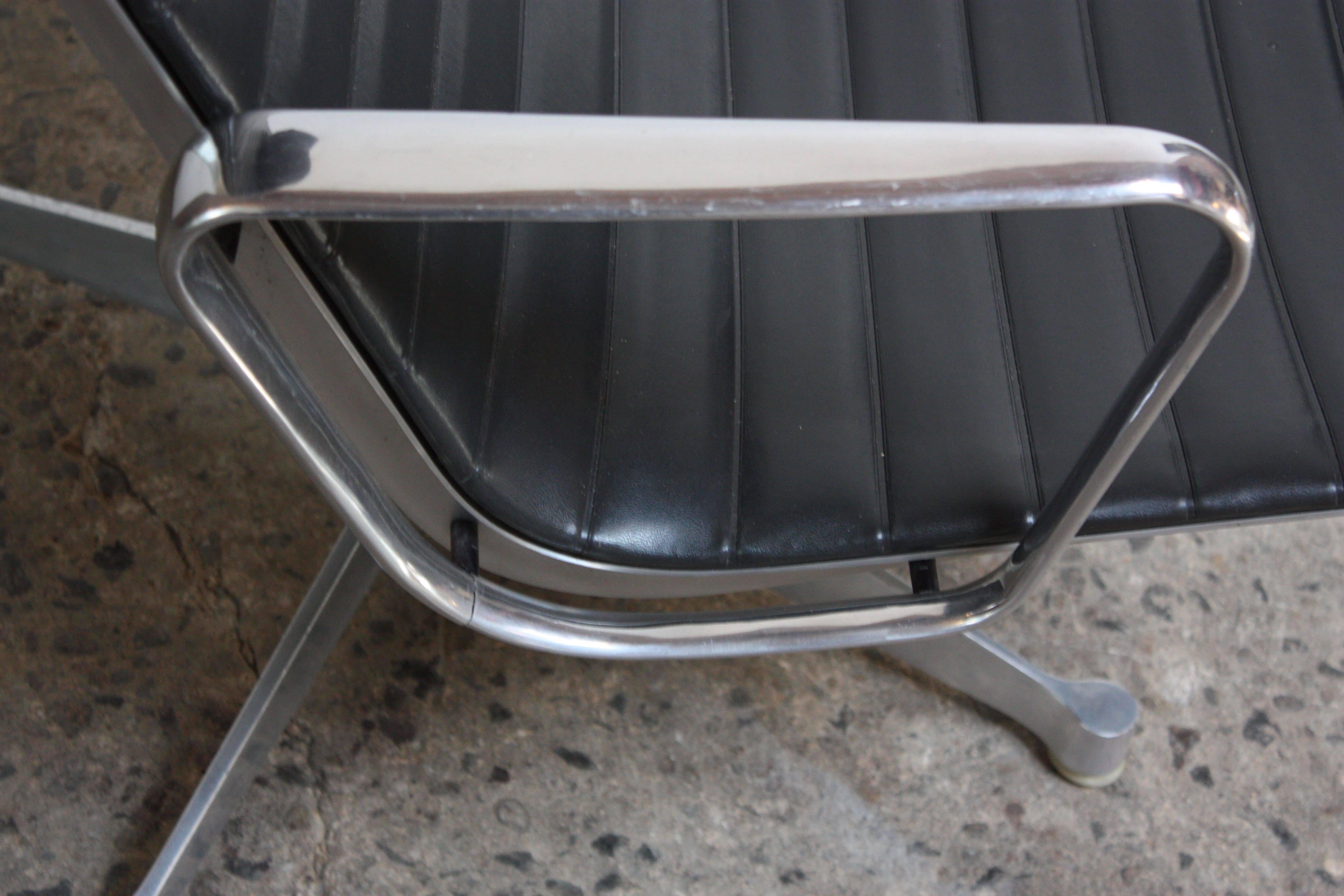 Pair of Early Eames Aluminum Group Chairs for Herman Miller 8