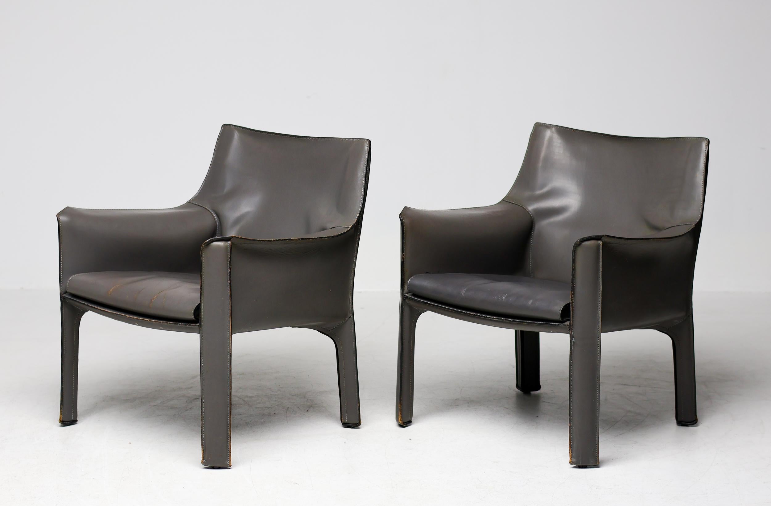 Mid-Century Modern Pair of Early Elephant Hide Grey Cassina Cab 414 Lounge Chairs by Mario Bellini For Sale