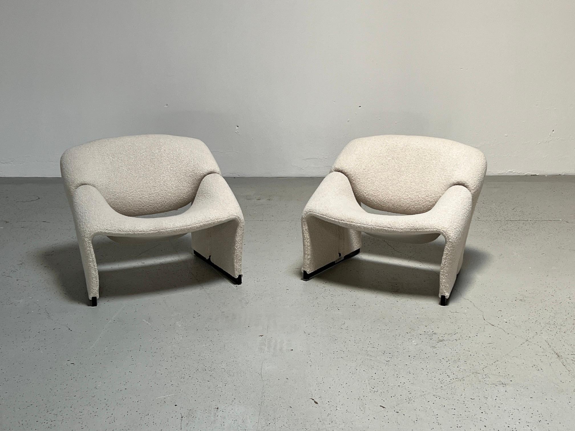 Bouclé Pair of Early F580 Groovy Chairs by Pierre Paulin for Artifort