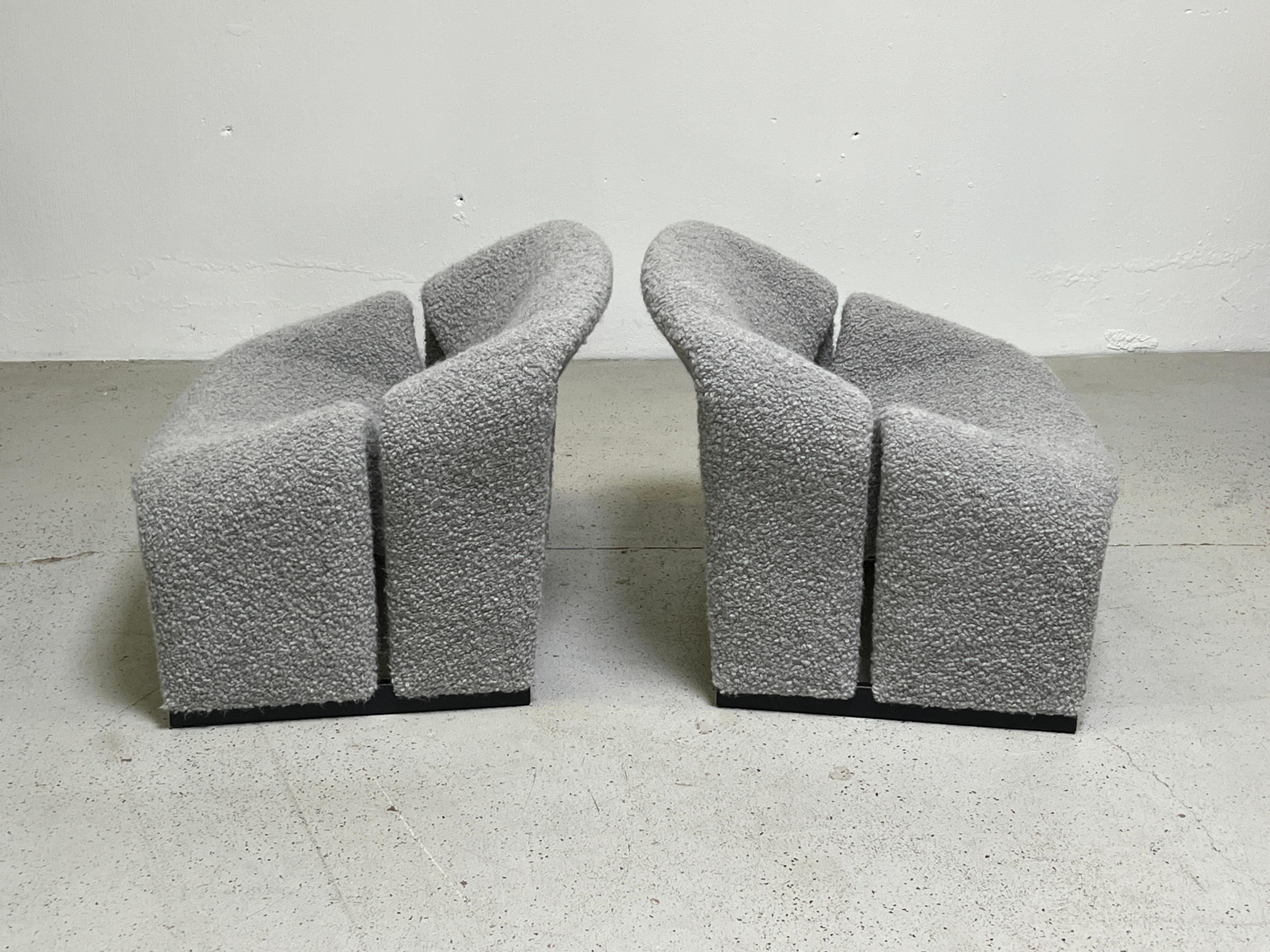 Bouclé Pair of Early F580 Groovy Chairs by Pierre Paulin for Artifort