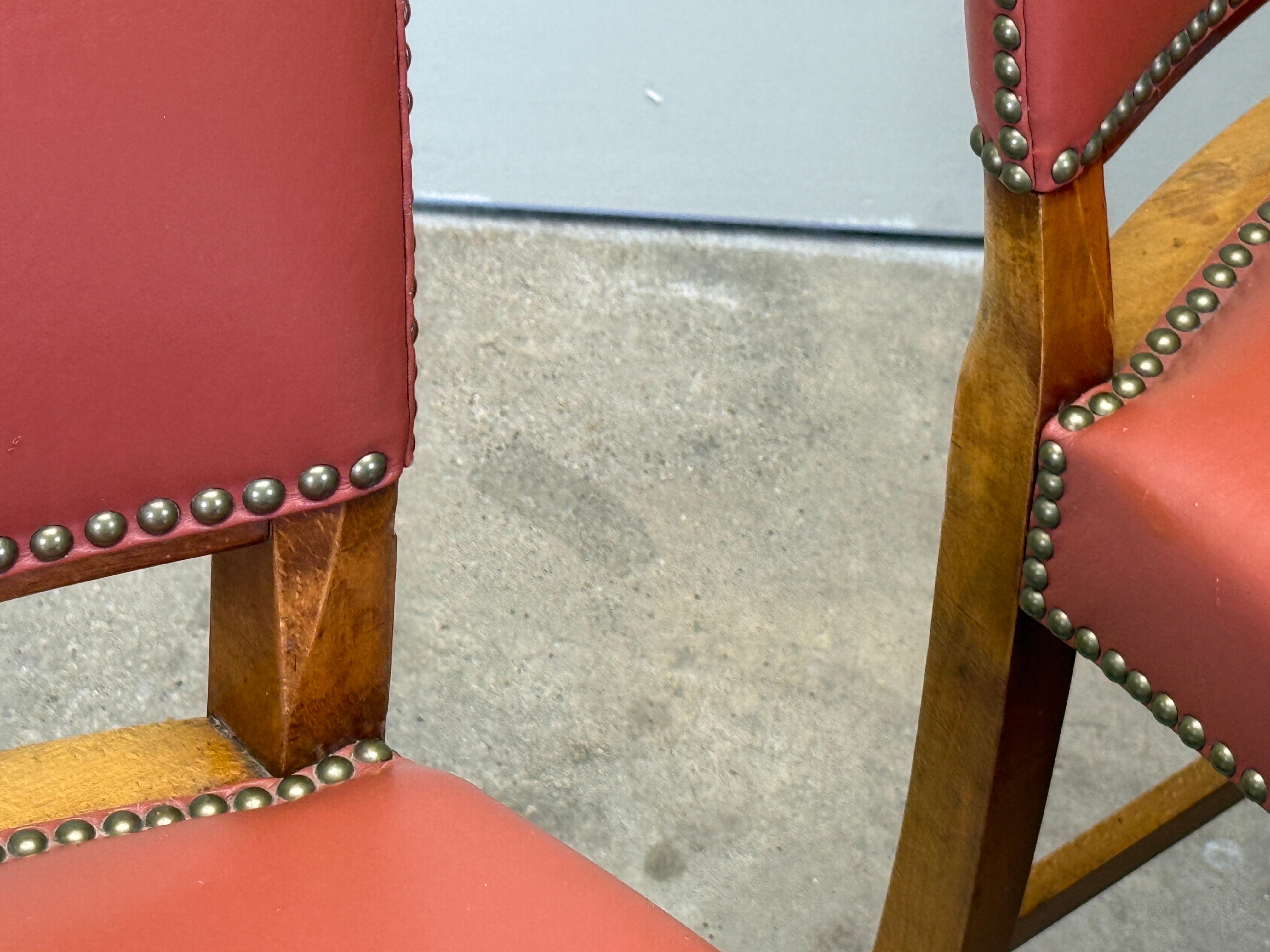 Paire de chaises de salle à manger en cuir Fritz Hansen d'époque en vente 8