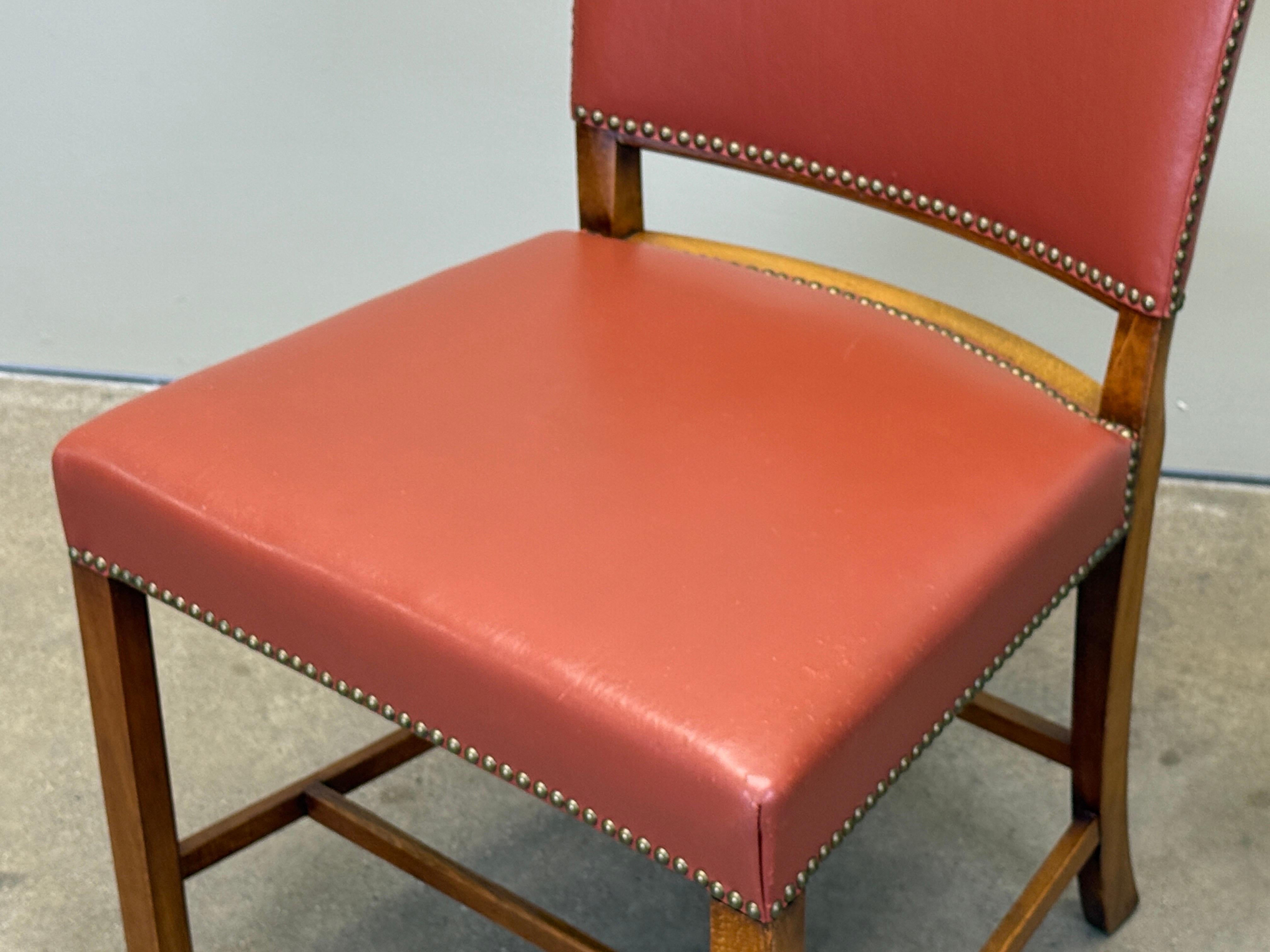 Cuir Paire de chaises de salle à manger en cuir Fritz Hansen d'époque en vente