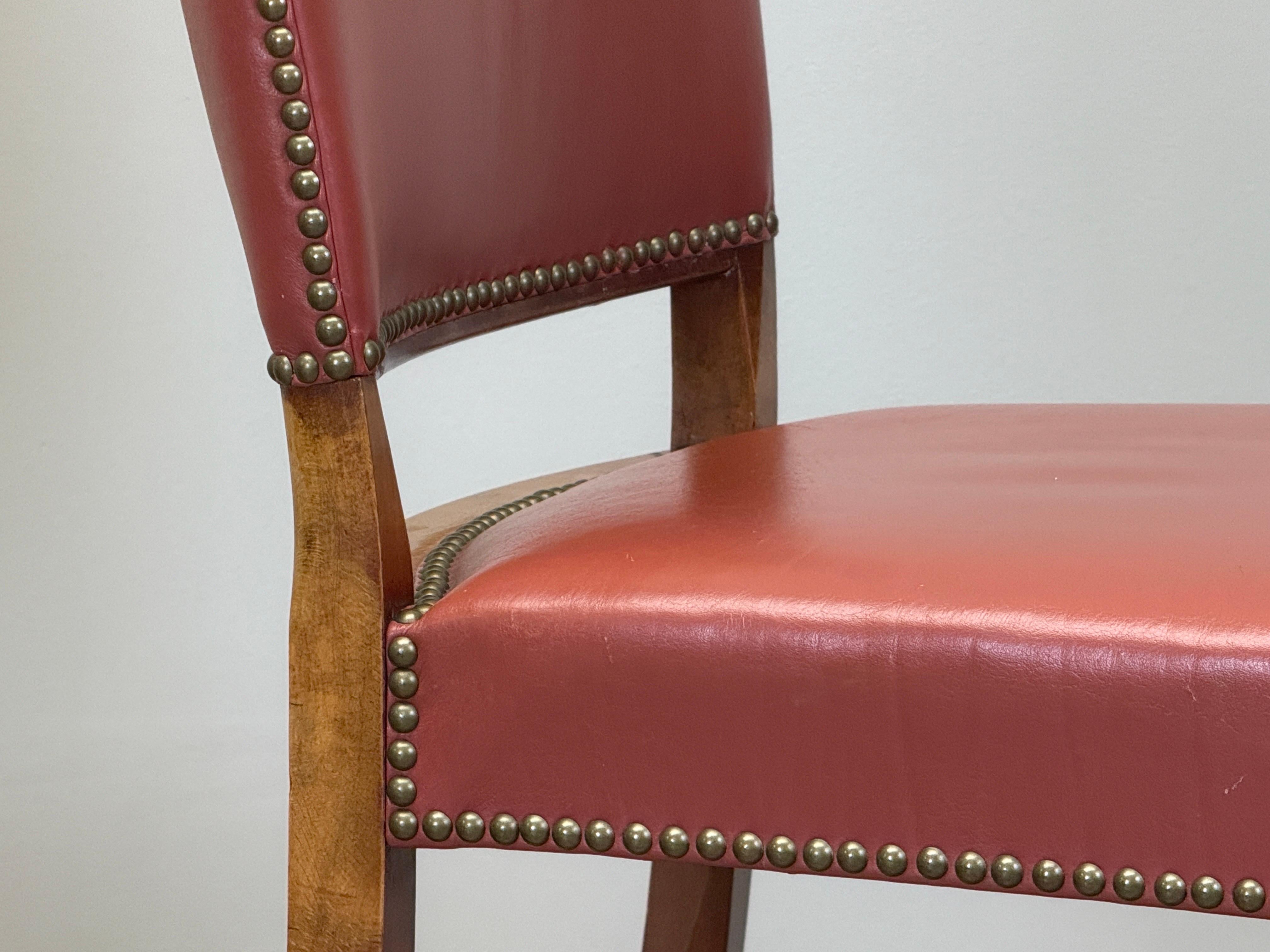 Paire de chaises de salle à manger en cuir Fritz Hansen d'époque en vente 1