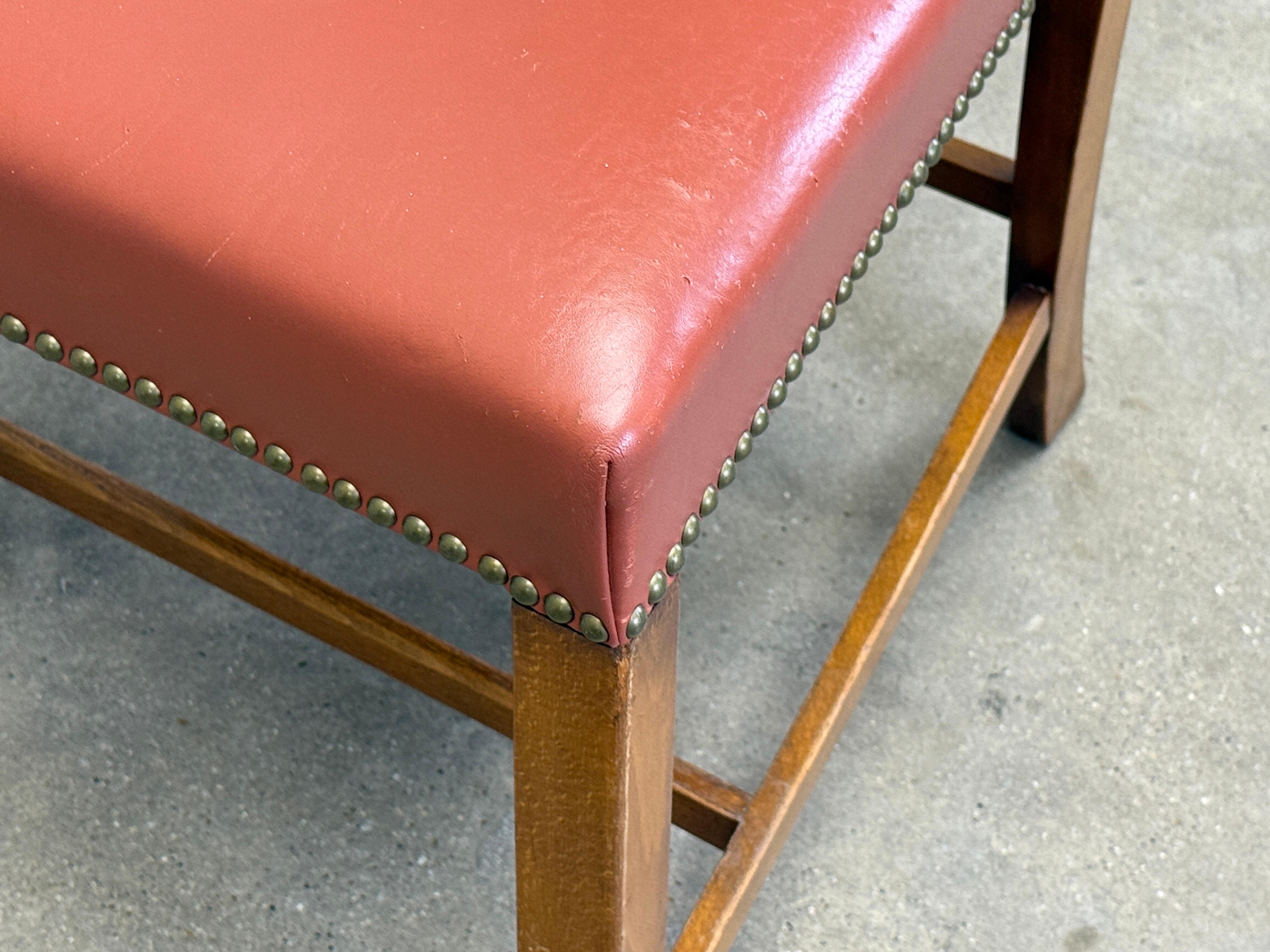 Paire de chaises de salle à manger en cuir Fritz Hansen d'époque en vente 3