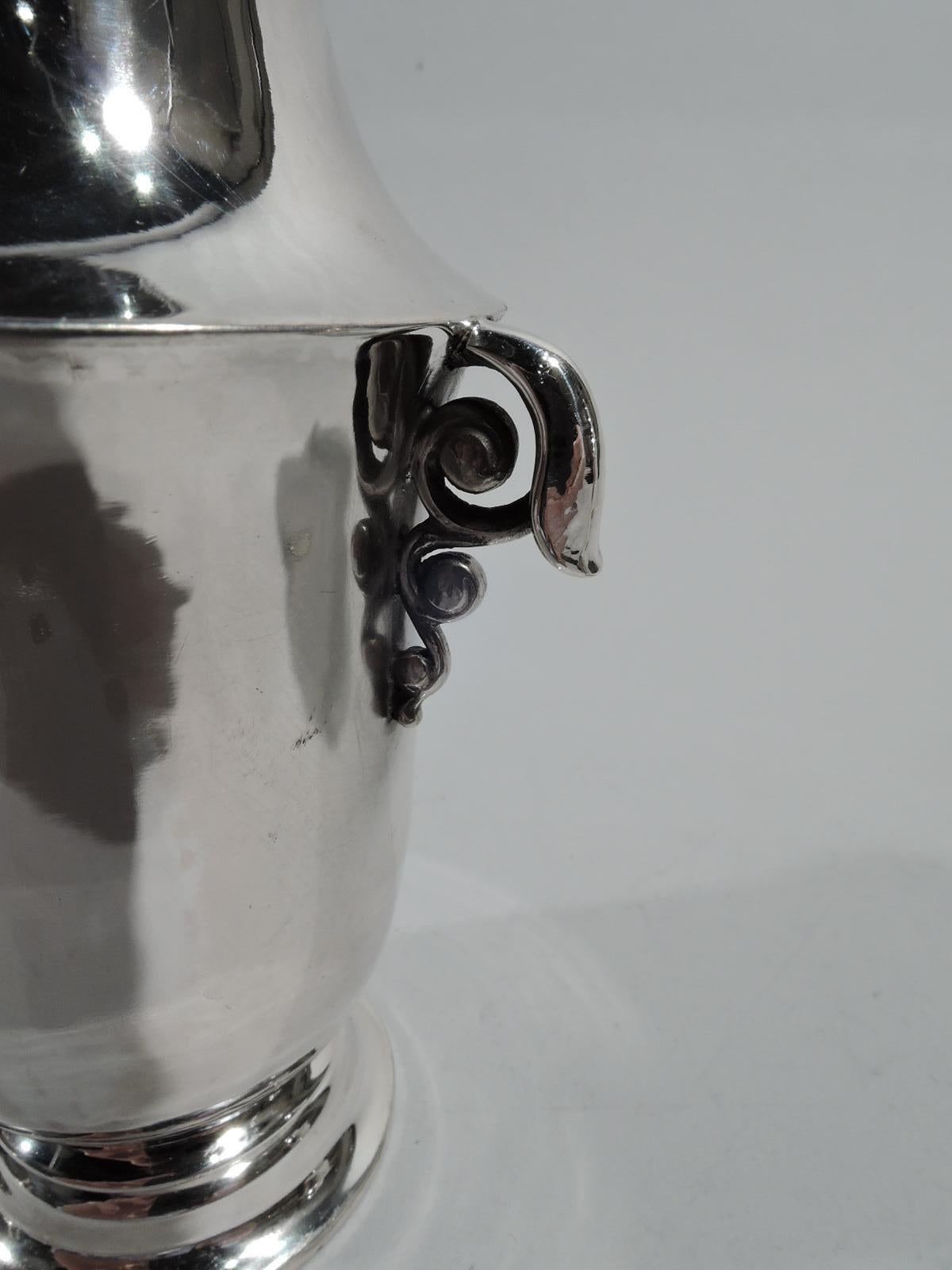 Pair of Early Georg Jensen Sterling Silver Salt & Pepper Shakers In Excellent Condition In New York, NY