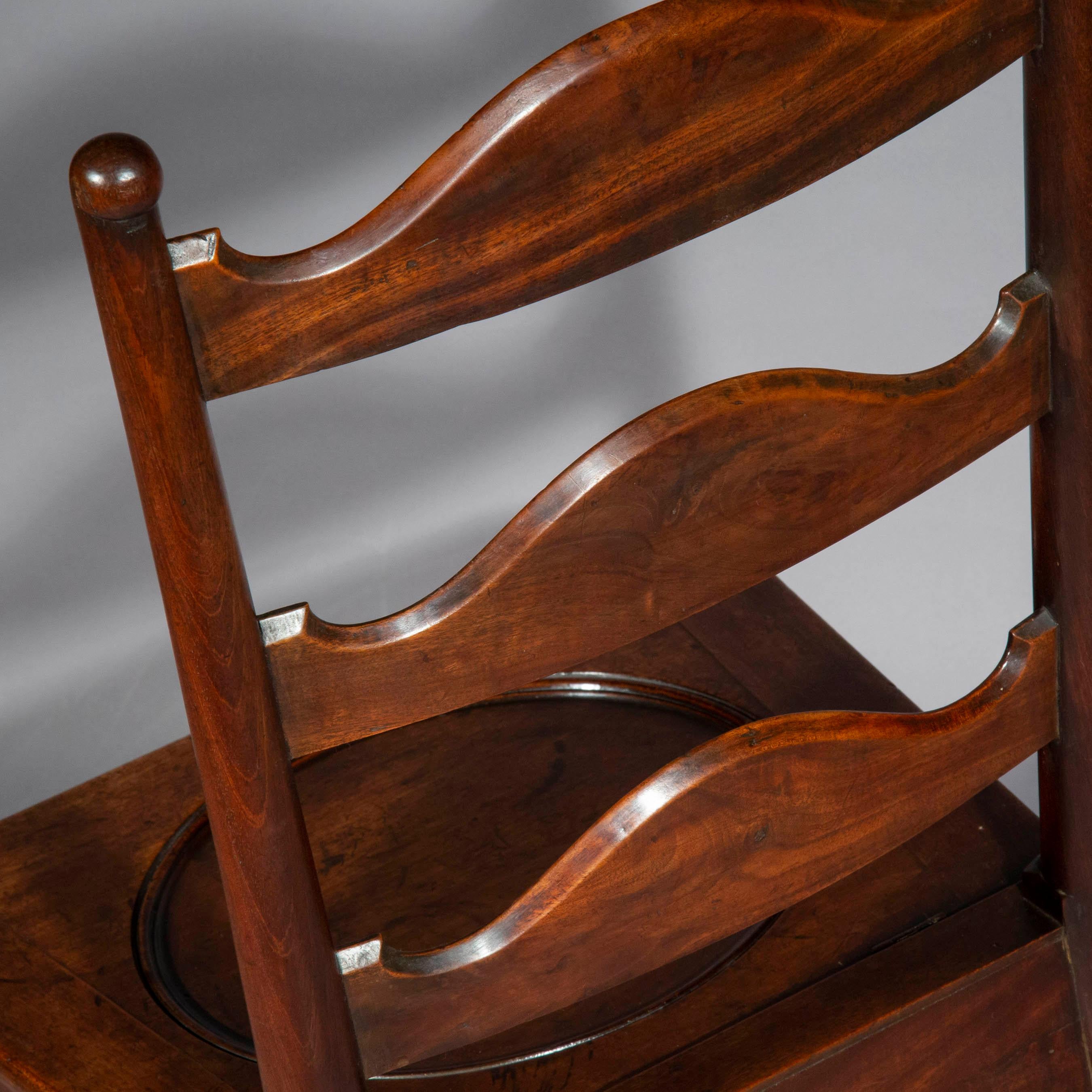 Pair of Early Georgian Vernacular Hall Chairs For Sale 1