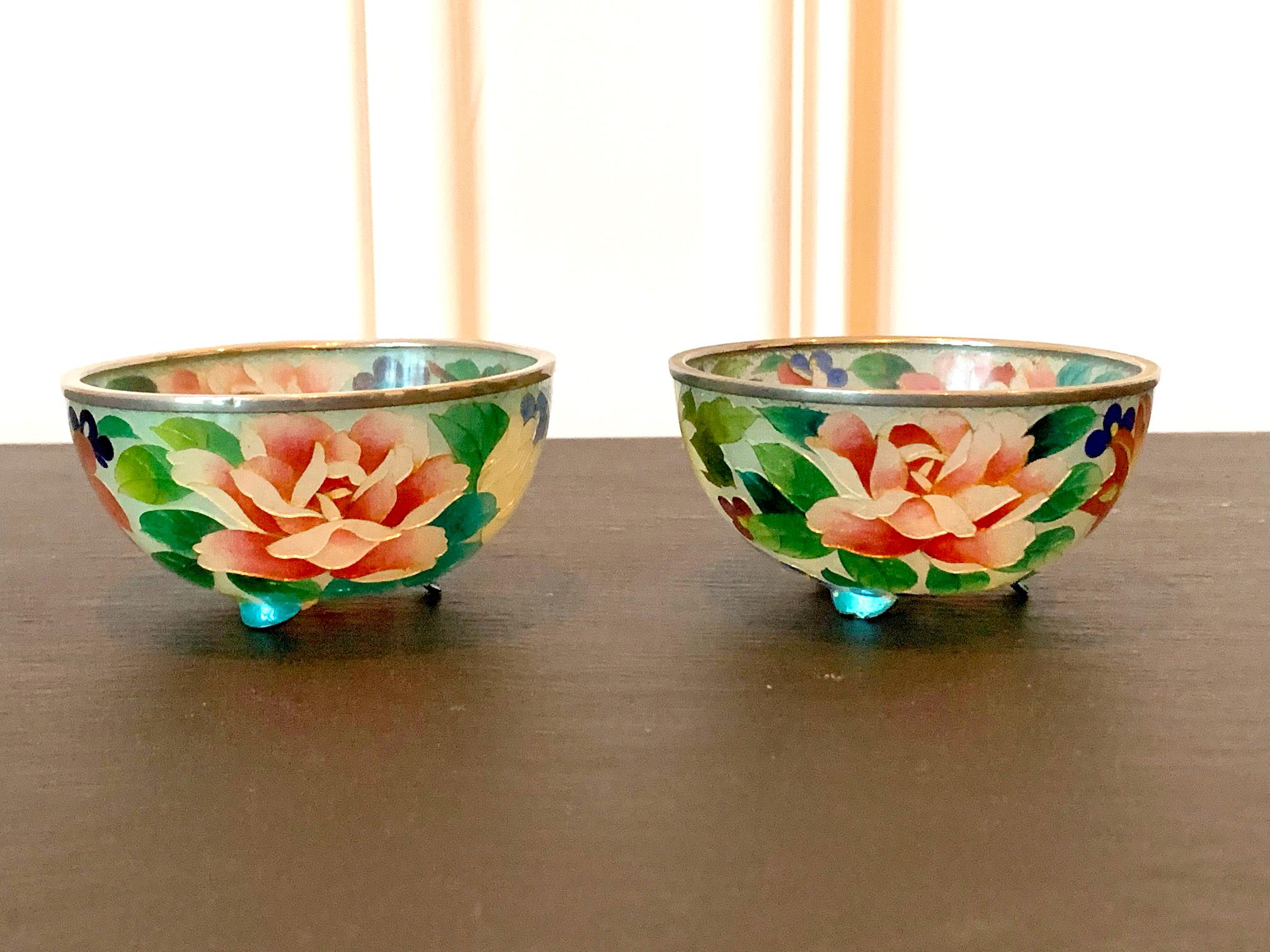 A pair of small but exquisite Plique-a-jour cloisonné bowls with nearly identical design from Nagoya area in Japan circa 1900-20s. Maker's unknown but possibly by Ando company. The technique was hard to master as no wires were used to hold together