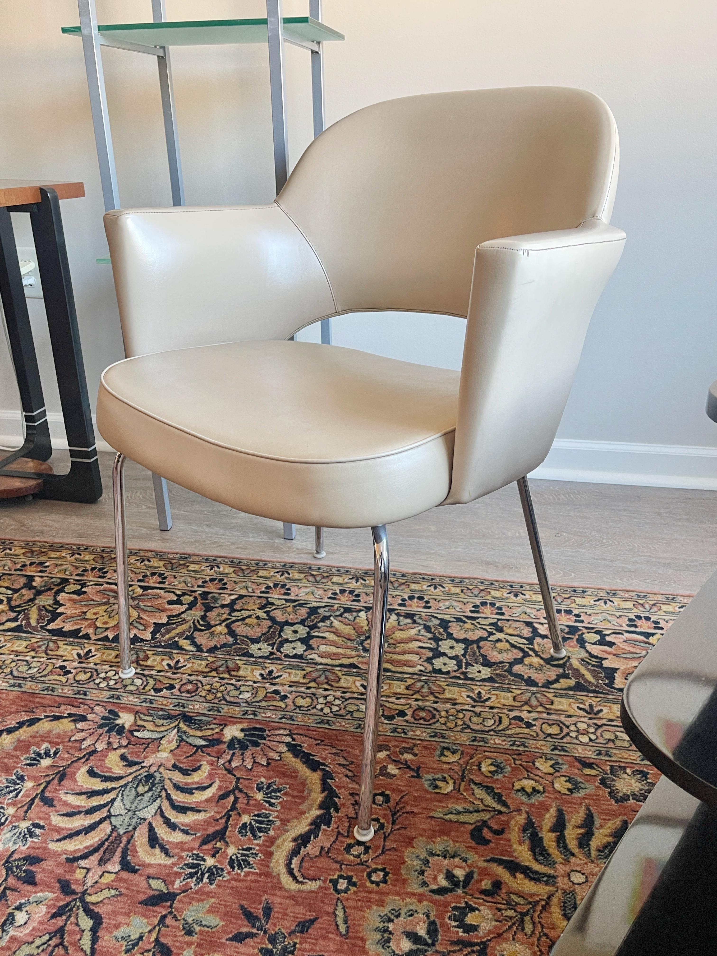 Coppia di sedie Knoll Model 71 Saarinen dei primi tempi in vendita 3