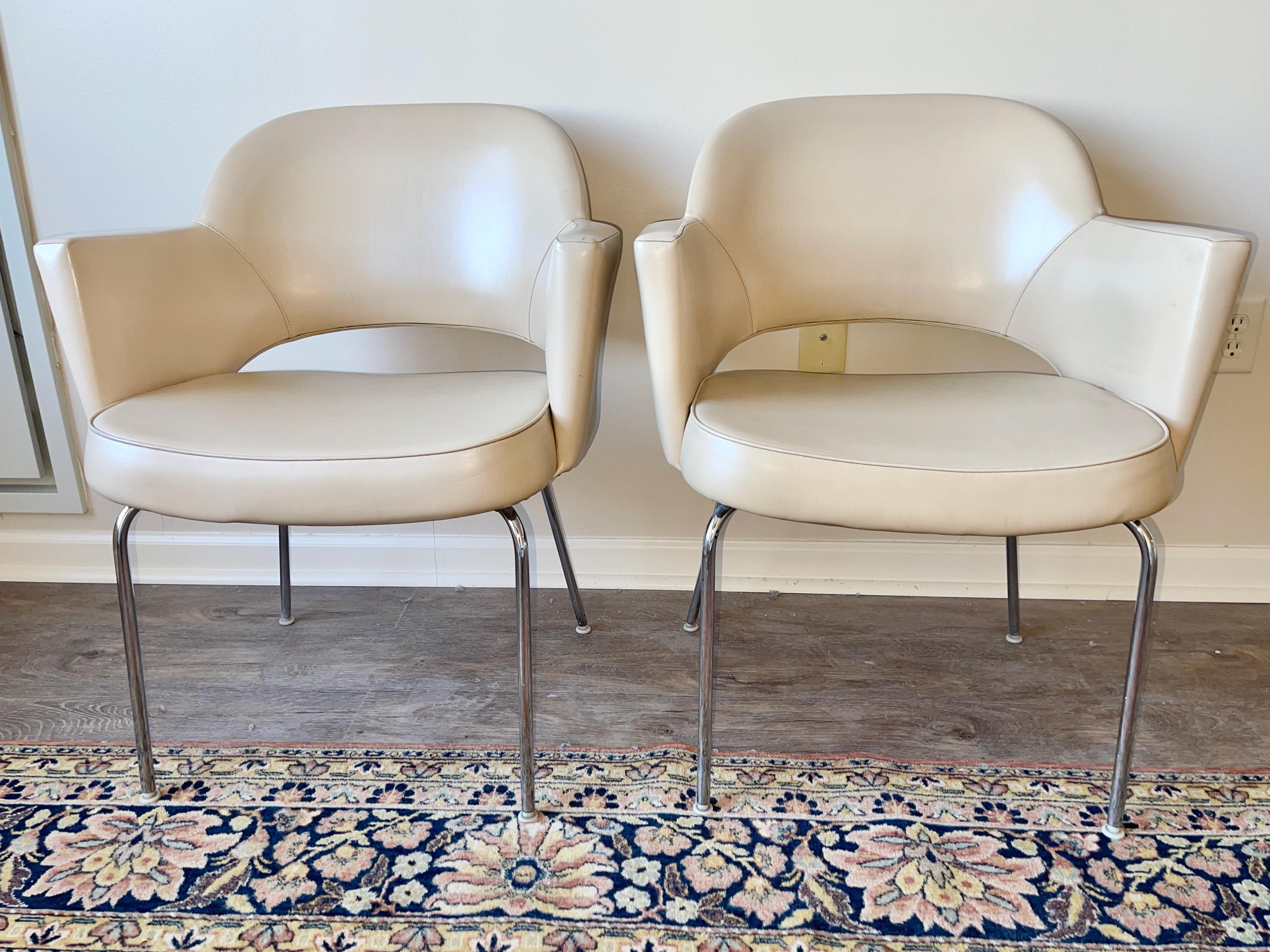 Acciaio inossidabile Coppia di sedie Knoll Model 71 Saarinen dei primi tempi in vendita