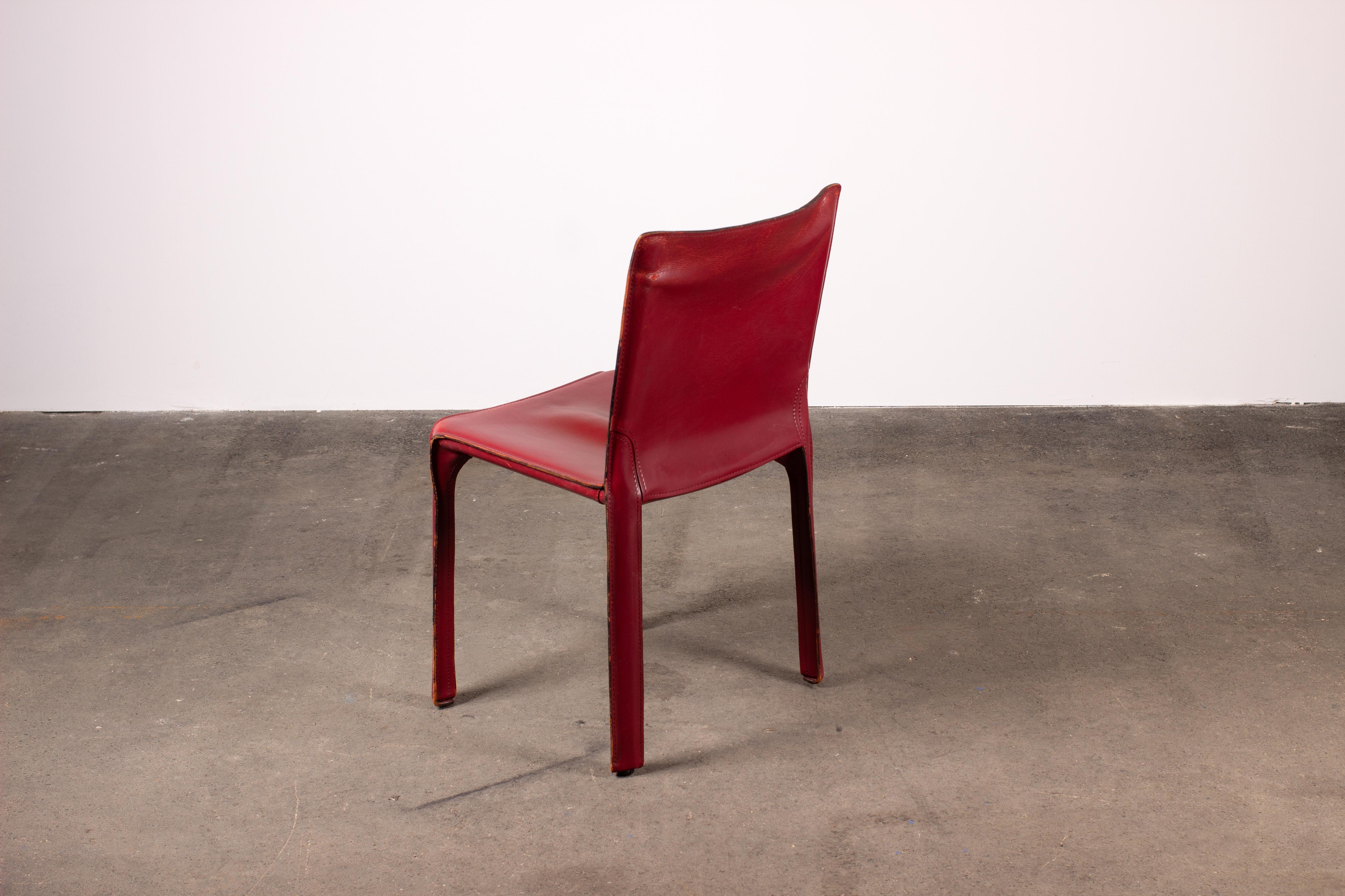 Italian Pair of Early Mario Bellini CAB 412 Chairs in Burgundy Red Leather for Cassina