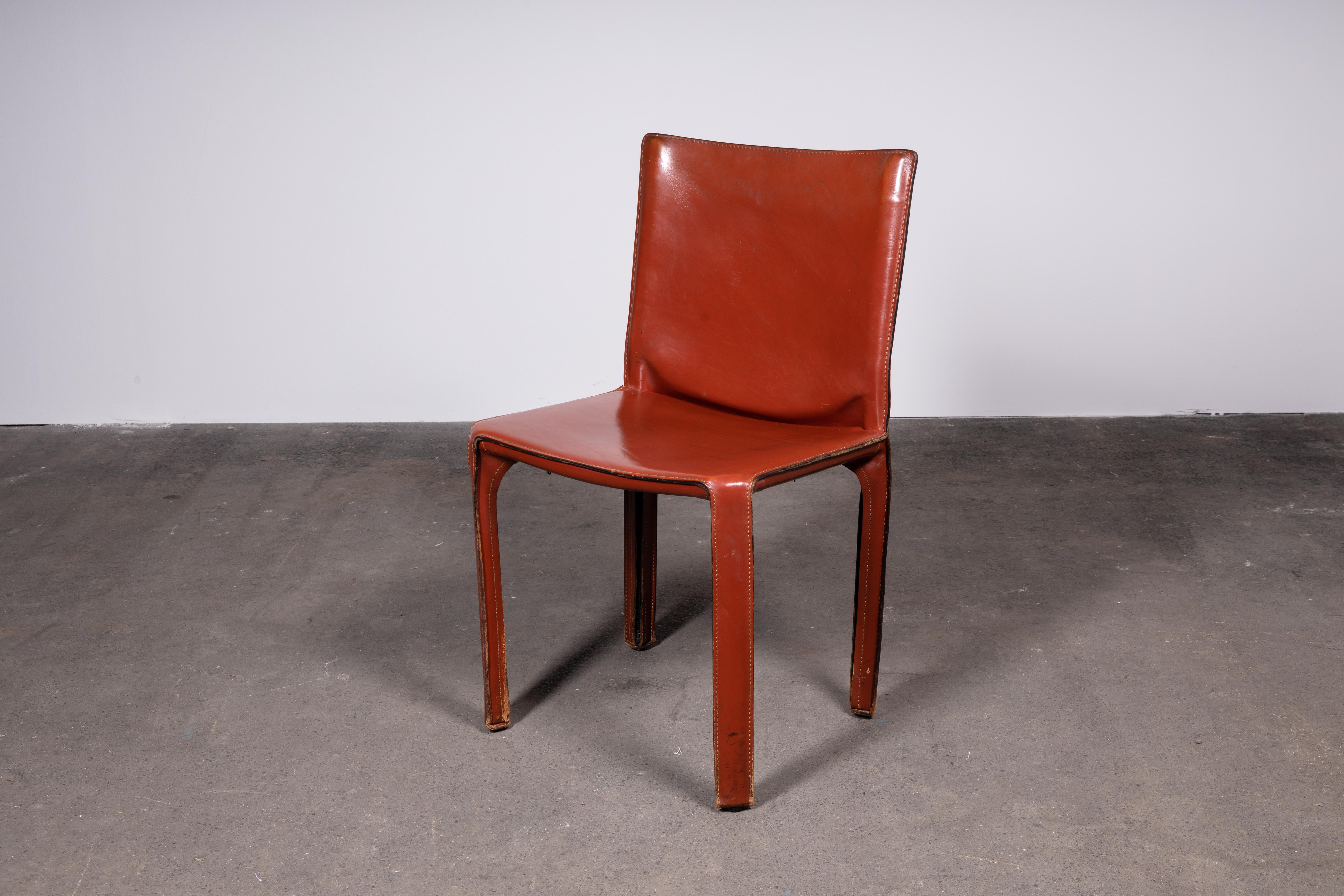 Mid-Century Modern Pair of Early Mario Bellini CAB 412 Chairs in Russian Red Leather for Cassina