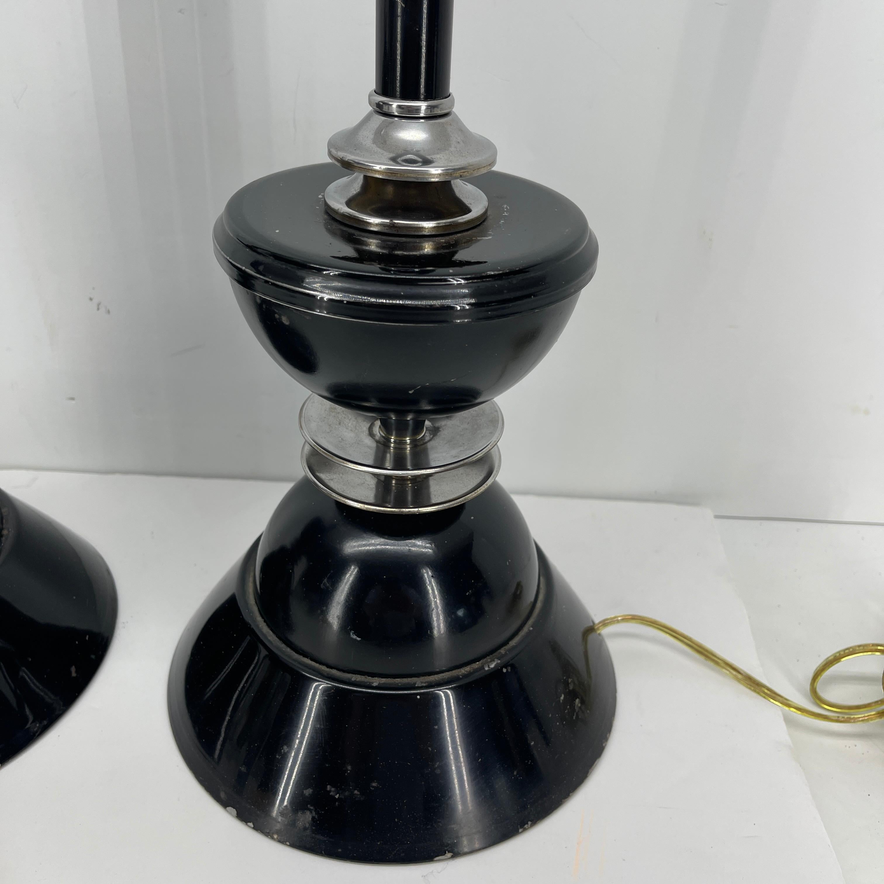 Pair of Early Mid-Century Modern Black Toleware Chrome Lamps For Sale 5