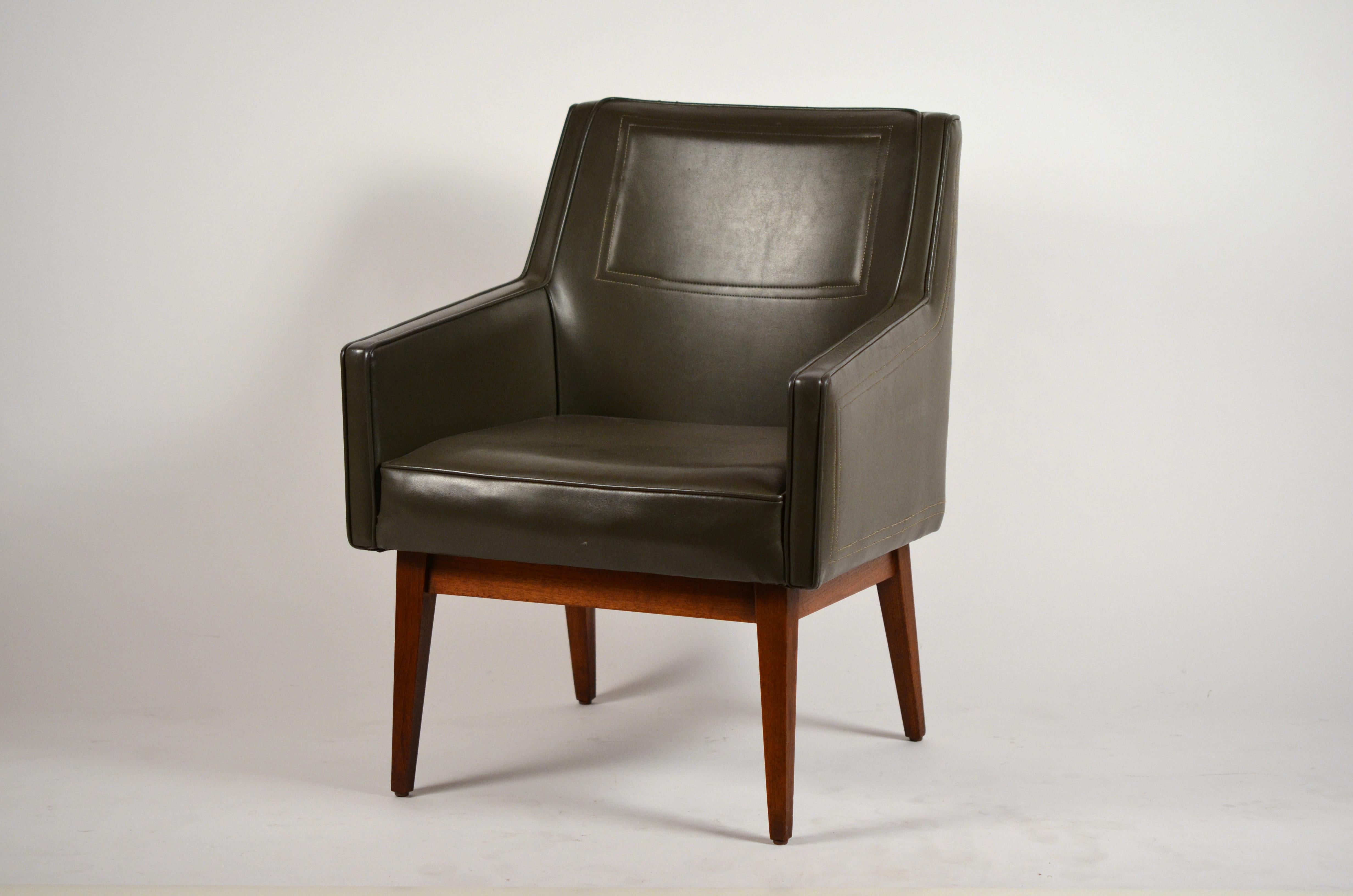 American Pair of Early Modernist Armchairs by Vista of California for Stow Davis