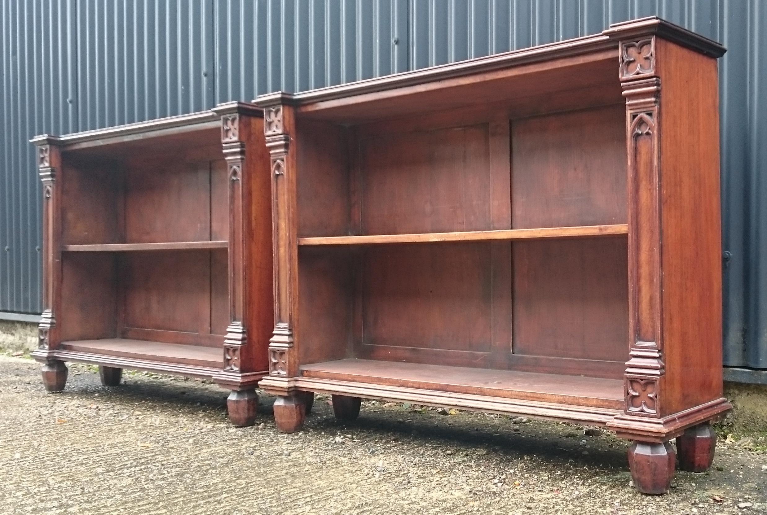 Regency Pair of Early 19th Century Bookcases For Sale