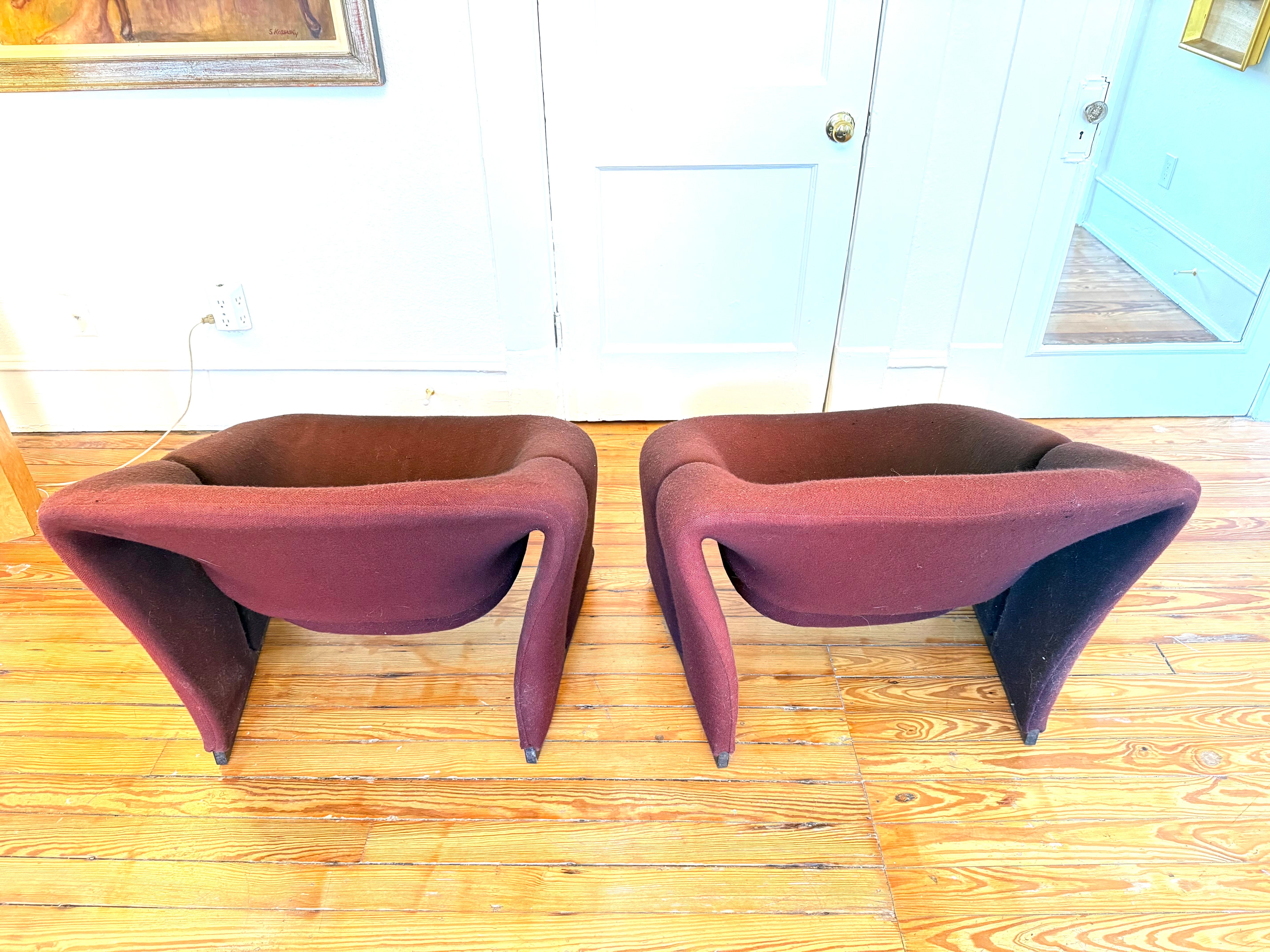 Pair of Early Pierre Paulin F598 Groovy Chairs For Sale 1