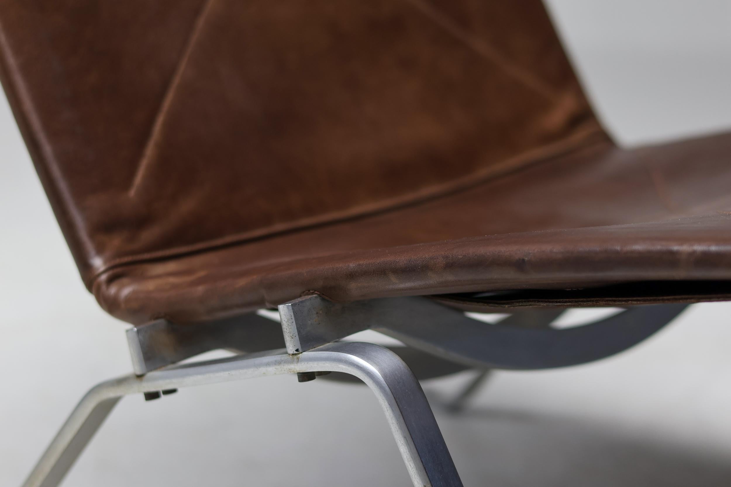 Paire de chaises longues PK22 en cuir de Poul Kjærholm pour EKC, années 1970 5