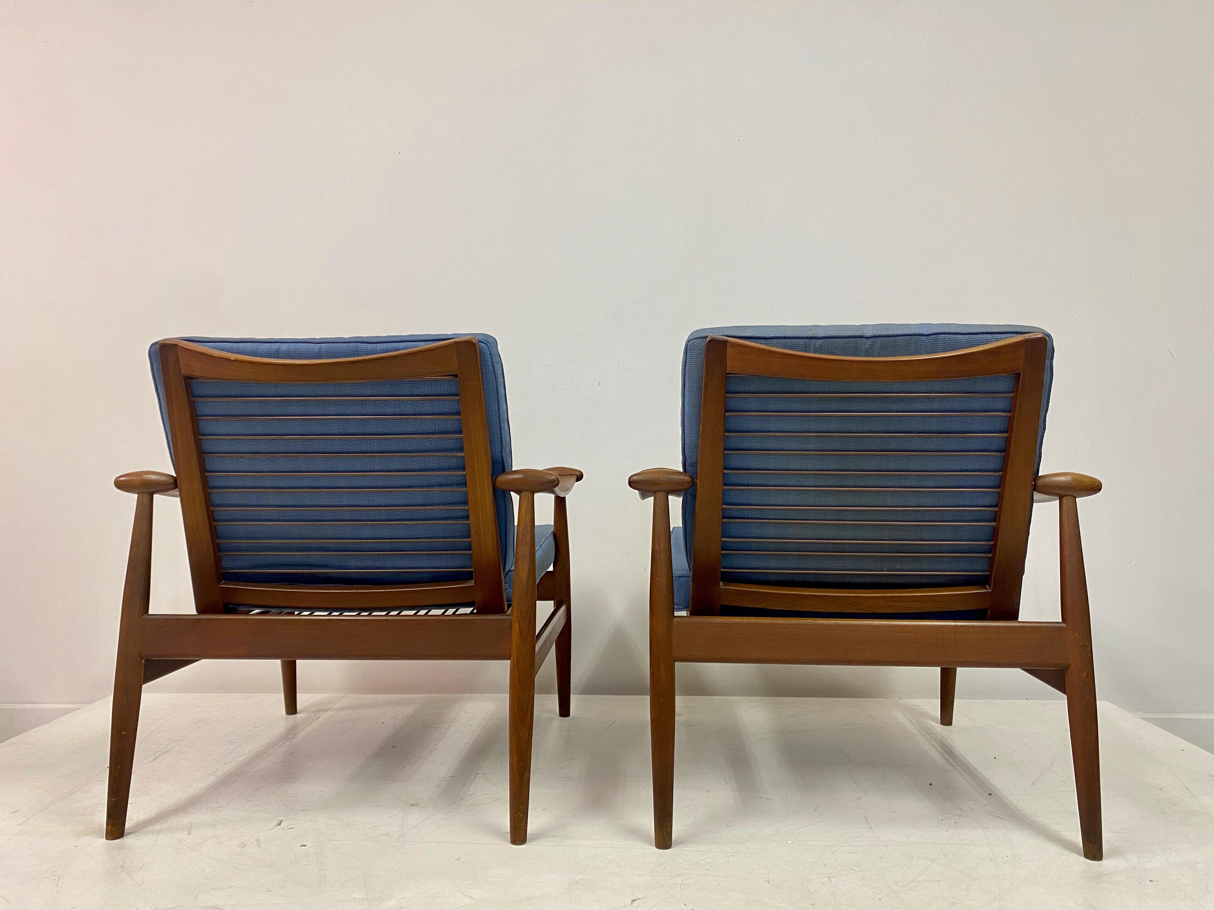 Pair Of  Early Spade Chairs In Teak By Finn Juhl For France And Daverkosen 4