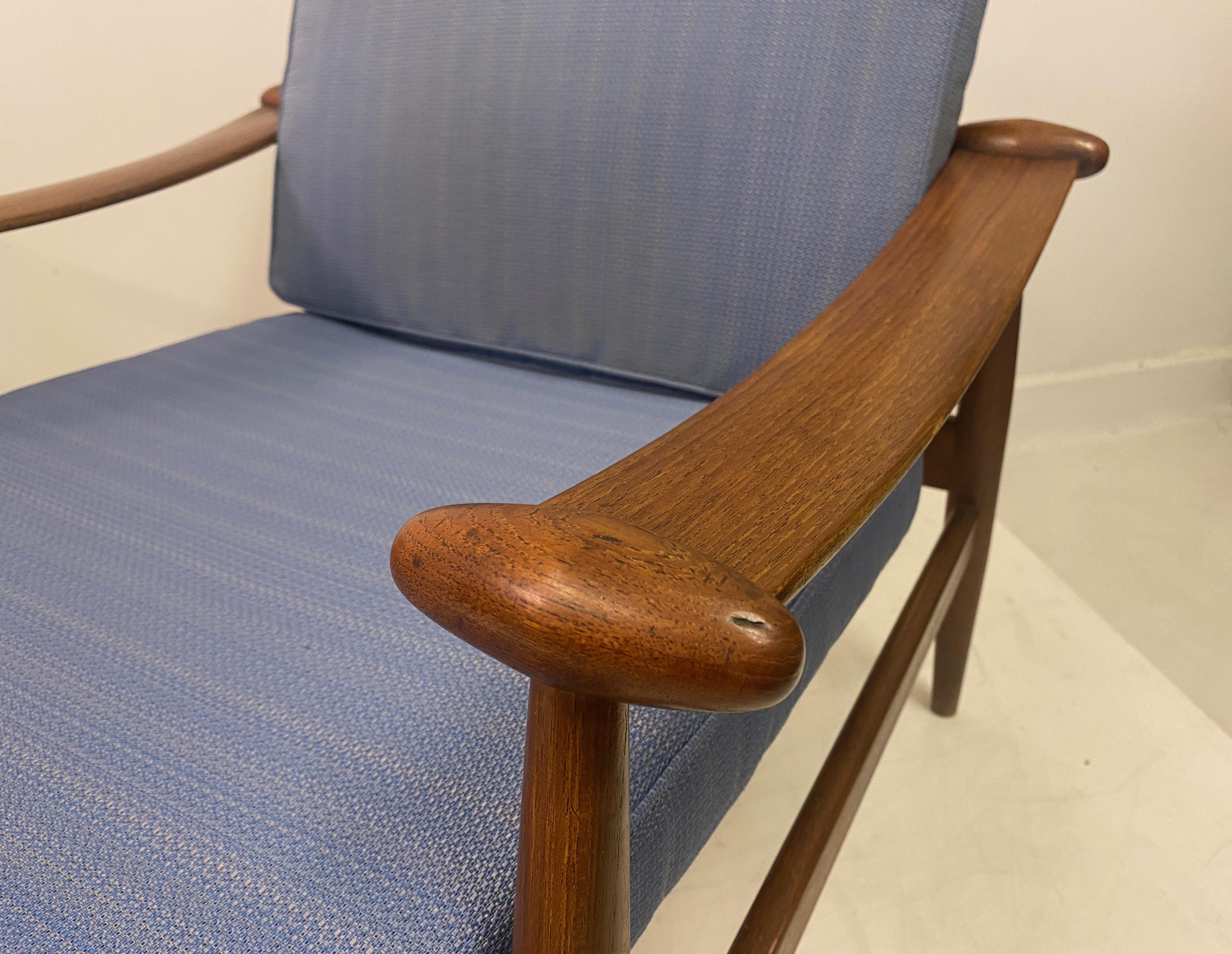 20th Century Pair Of  Early Spade Chairs In Teak By Finn Juhl For France And Daverkosen