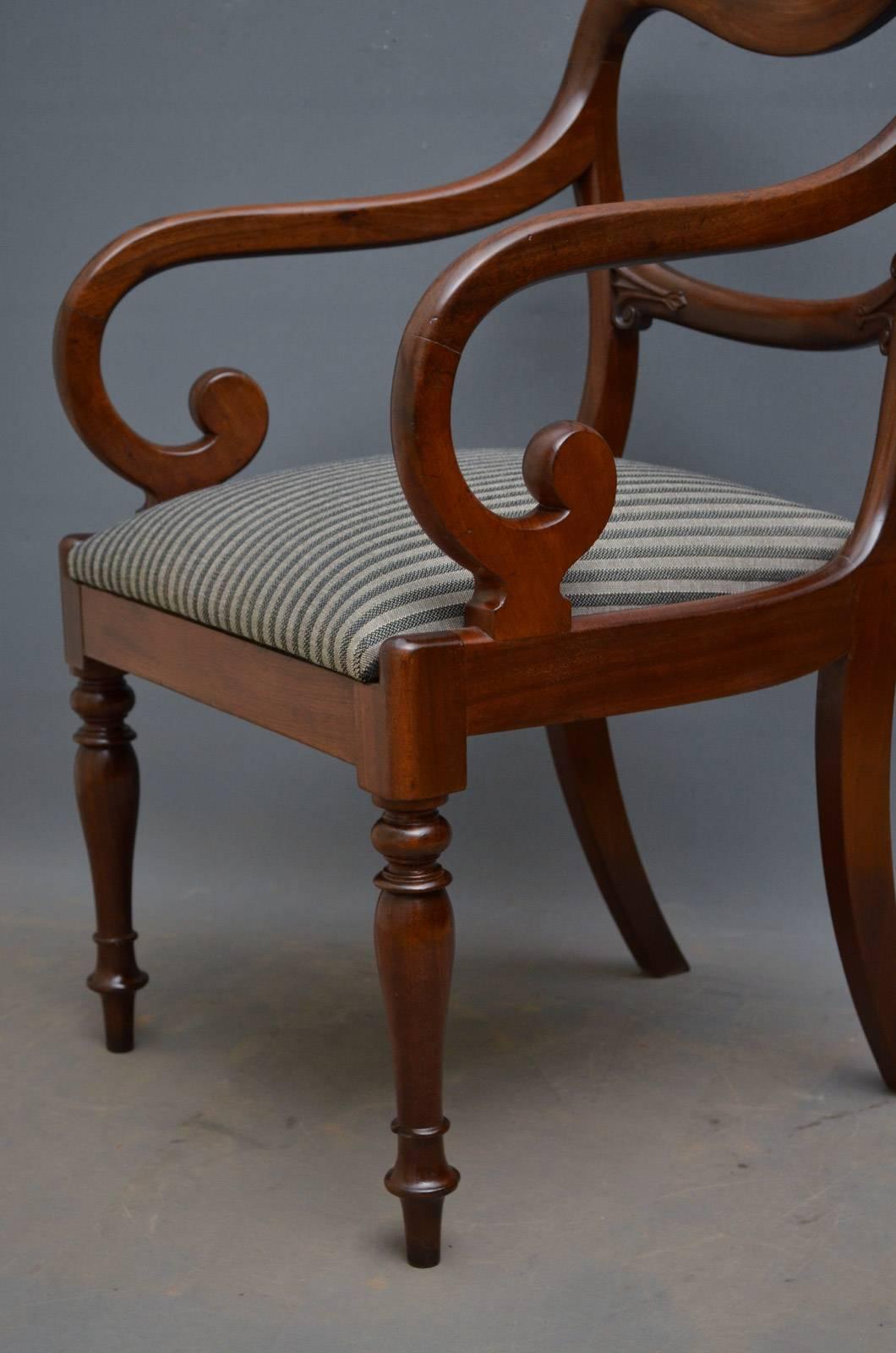 Pair of Early Victorian Mahogany Balloonback Carver Chairs 3