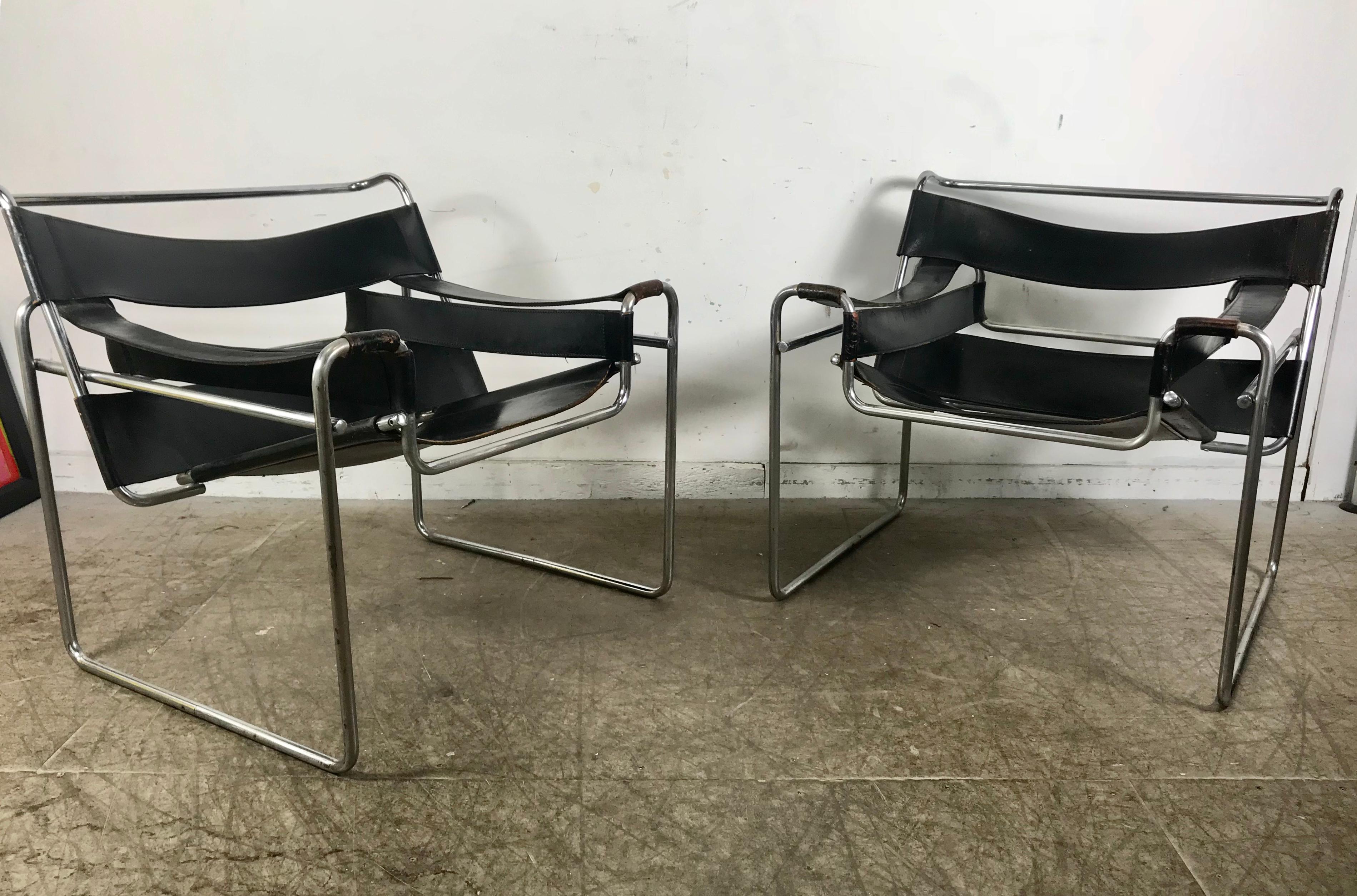 American Pair of Early Wassily Chairs by Marcel Breuer for Knoll, Leather and Chrome For Sale