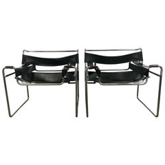 Pair of Early Wassily Chairs by Marcel Breuer for Knoll, Leather and Chrome