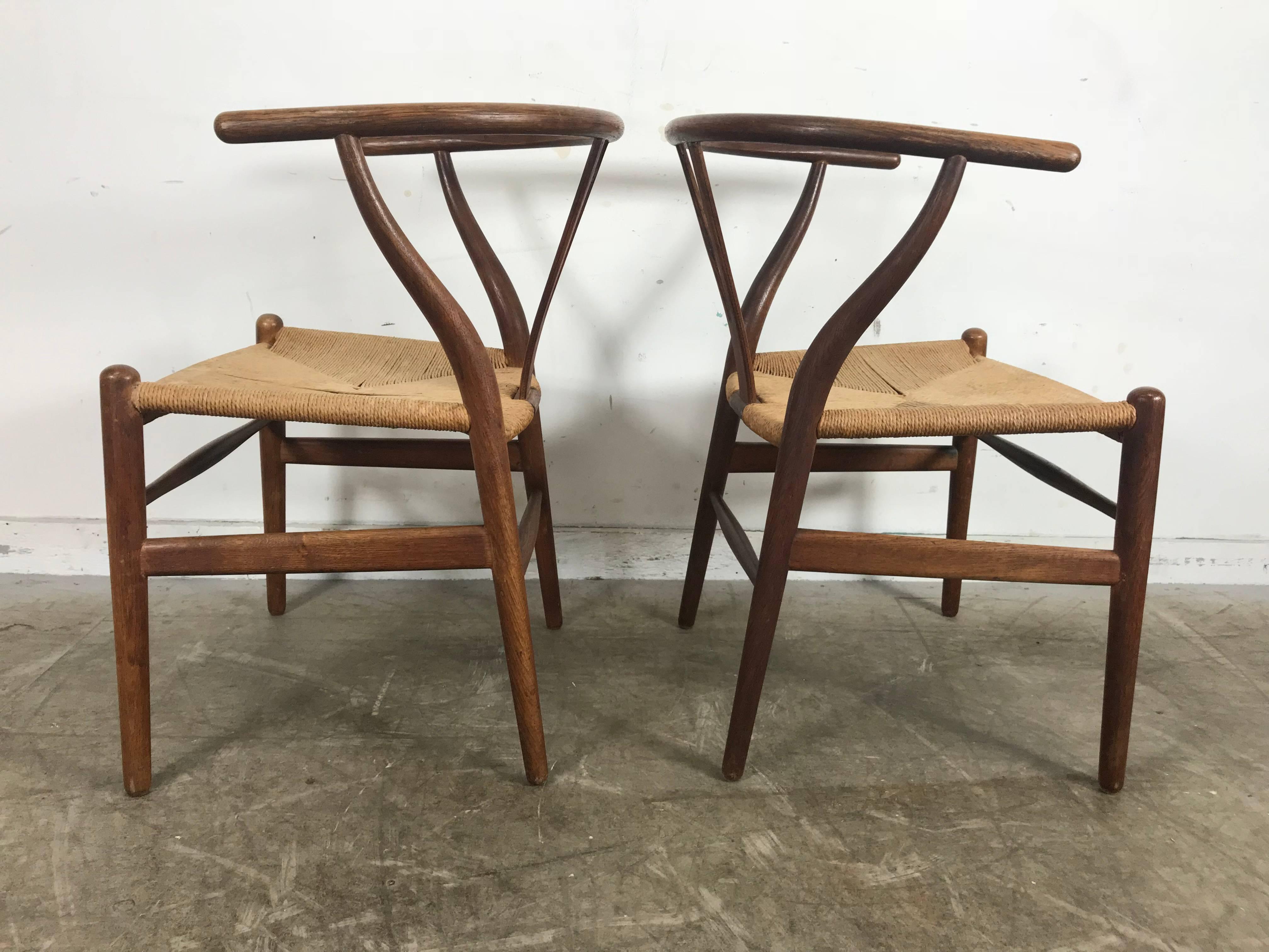 Pair of Early Wishbone Chairs in Oak Designed by Hans Wegner 4