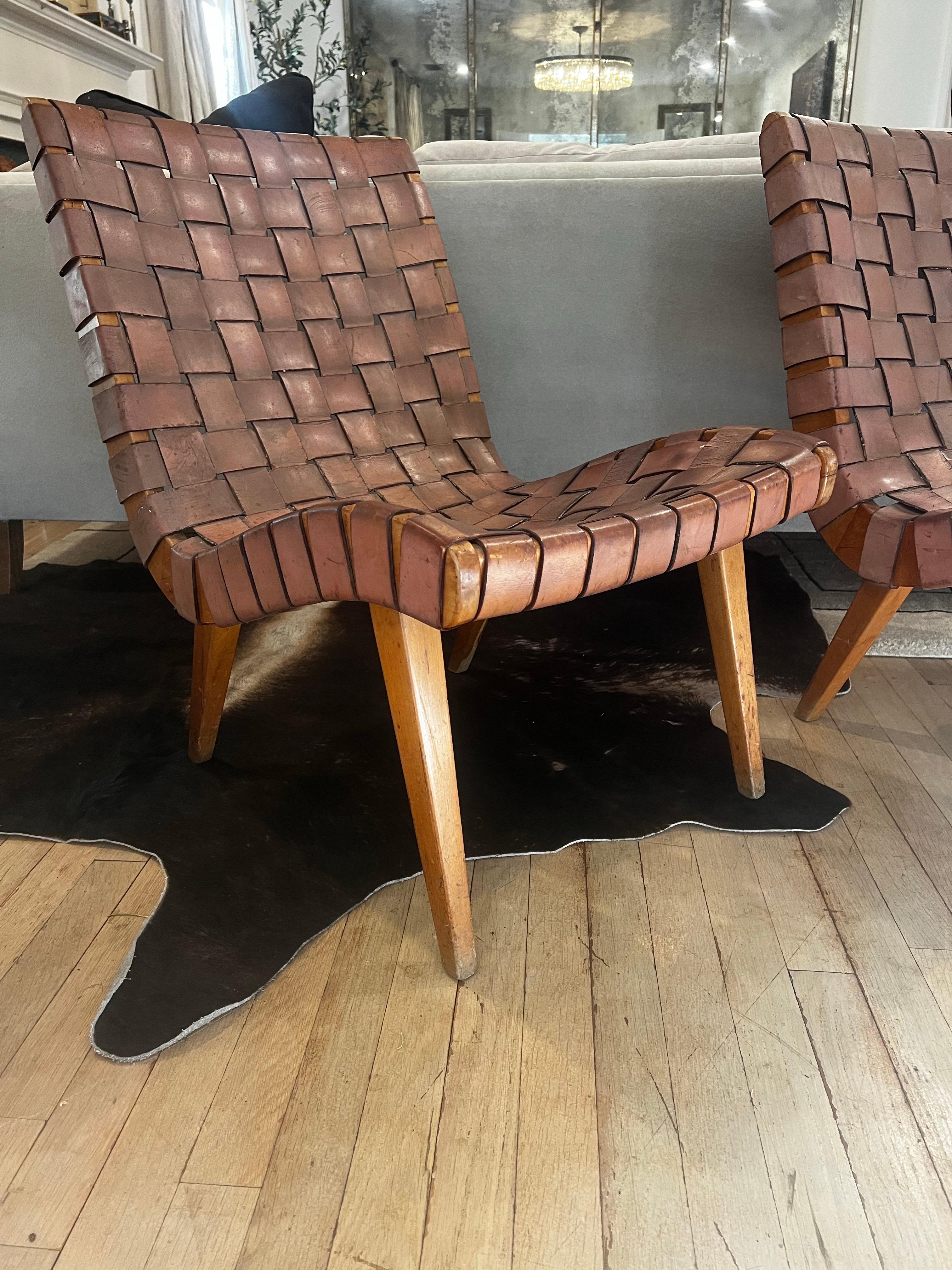 Paar frühgewebte Leder-Loungesessel von Jens Risom für Knoll (amerikanisch) im Angebot