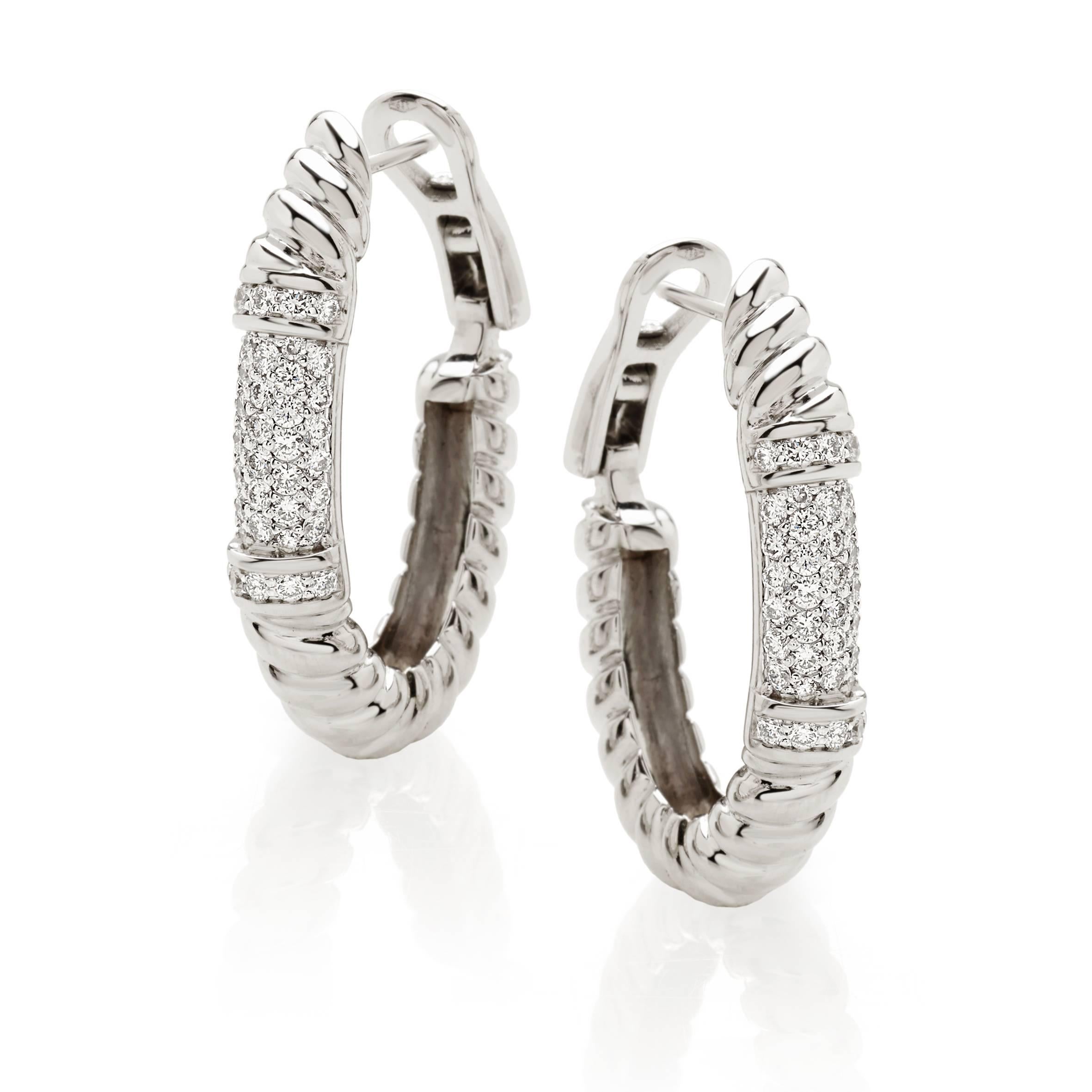 Rope earrings in 18 kt  white gold and white diamonds 
This is a traditional collection in Micheletto 

the total weight of the gold is  gr 18.90
the total weight of the white diamonds is ct 1.23 - color GH clarity VVS1

STAMP: 10 MI ITALY 750

The