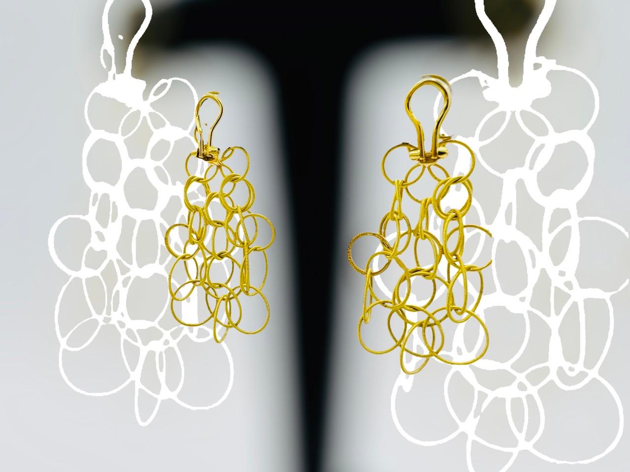 Pair of Earrings Signed Buccellati in 18 Carat Yellow Gold 5