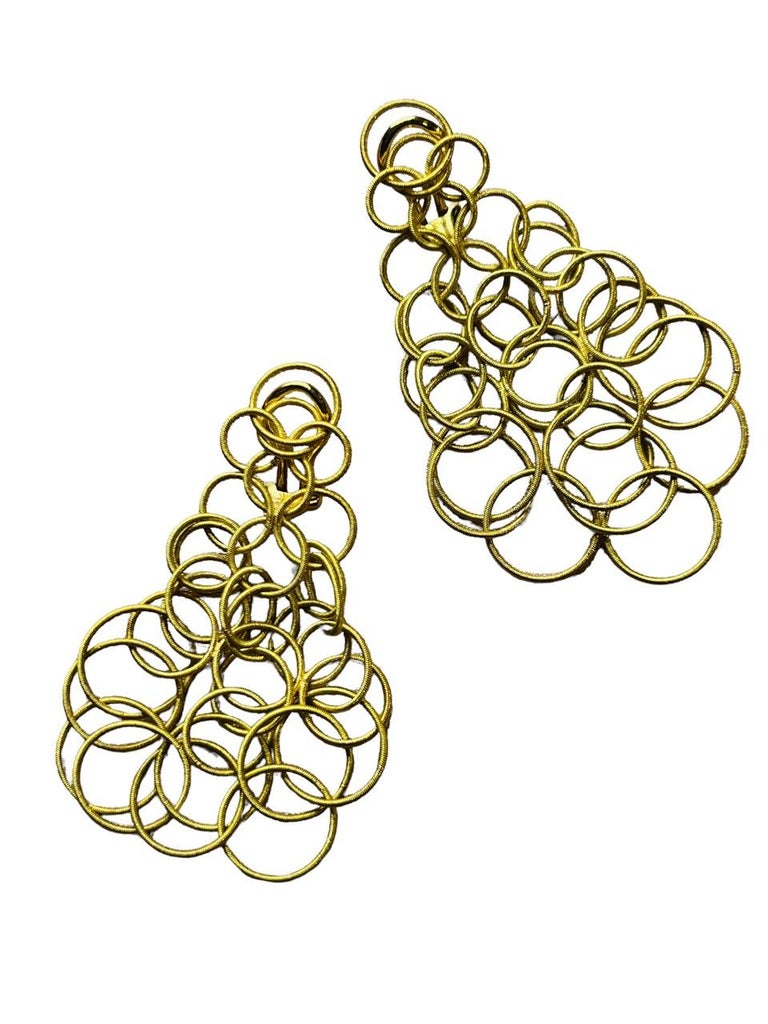 Pair of Earrings Signed Buccellati in 18 Carat Yellow Gold For Sale 4