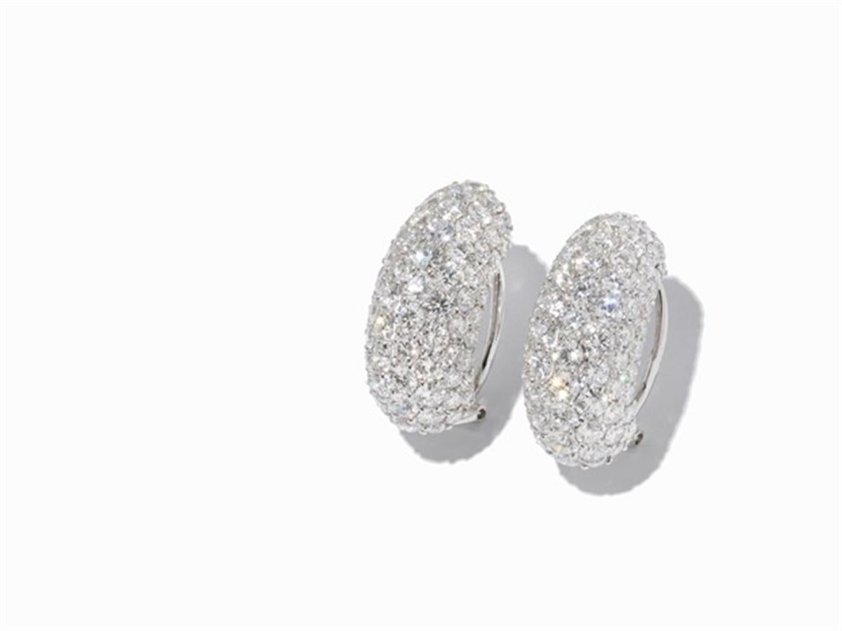Pair of Earrings with Opulent Sparkling Diamond Trimming, 18 Karat Gold 4
