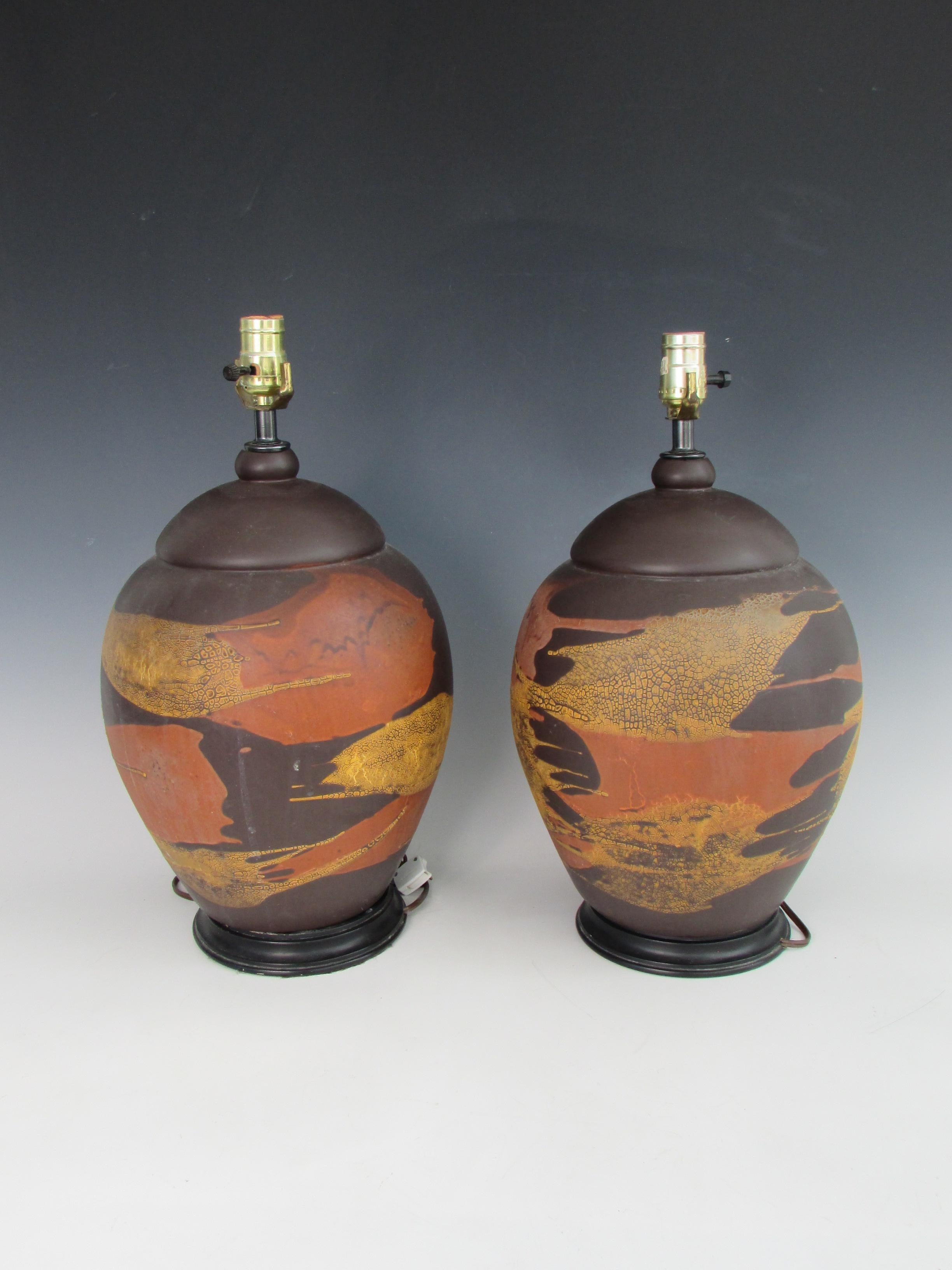 Pair of Earth Tone Pottery Table Lamps In Good Condition For Sale In Ferndale, MI