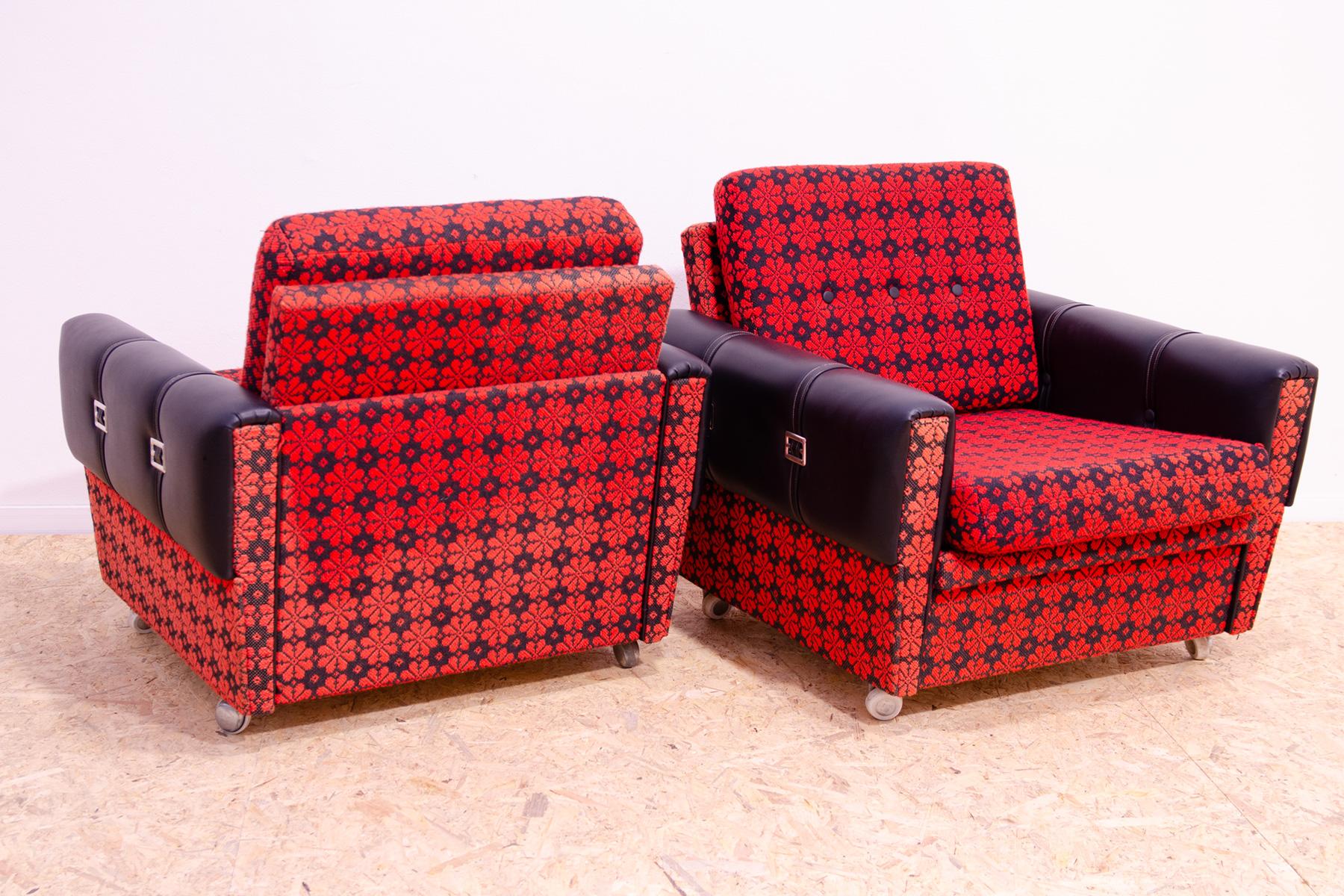 Pair of Eastern bloc Vintage armchairs, 1970´s, Czechoslovakia For Sale 1