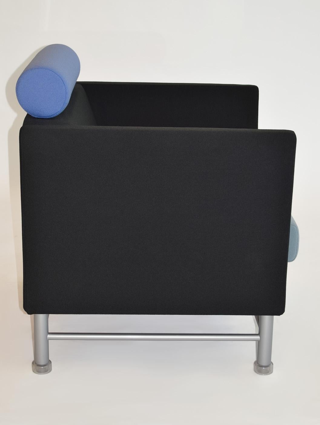 Late 20th Century Pair of Eastside Club Lounge Chairs by Ettore Sottsass for Knoll, 1980s For Sale