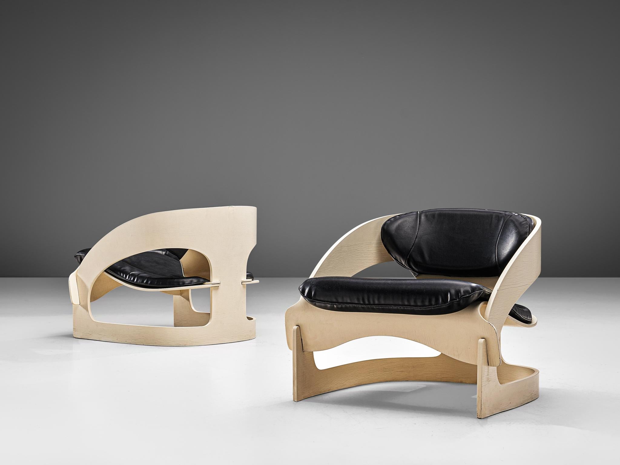 Italian Pair of Easy '4801' Chairs by Joe Colombo