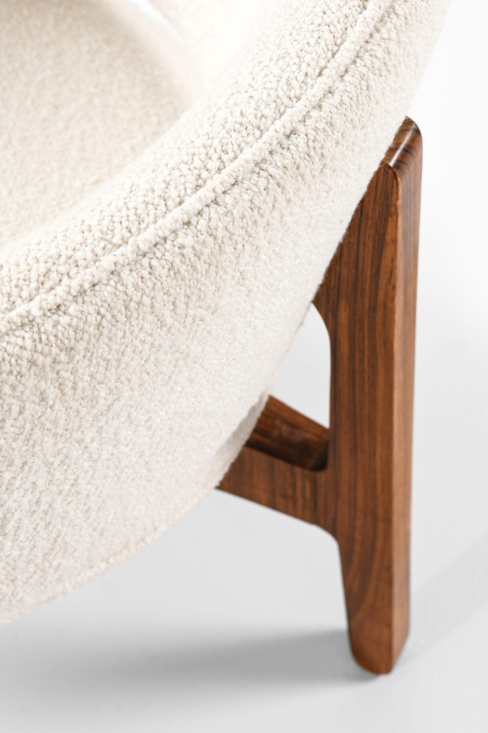 Coppia di sedie e sgabelli in palissandro disegnati da Sven Ellekær, 1962 In condizioni buone in vendita a Limhamn, Skåne län