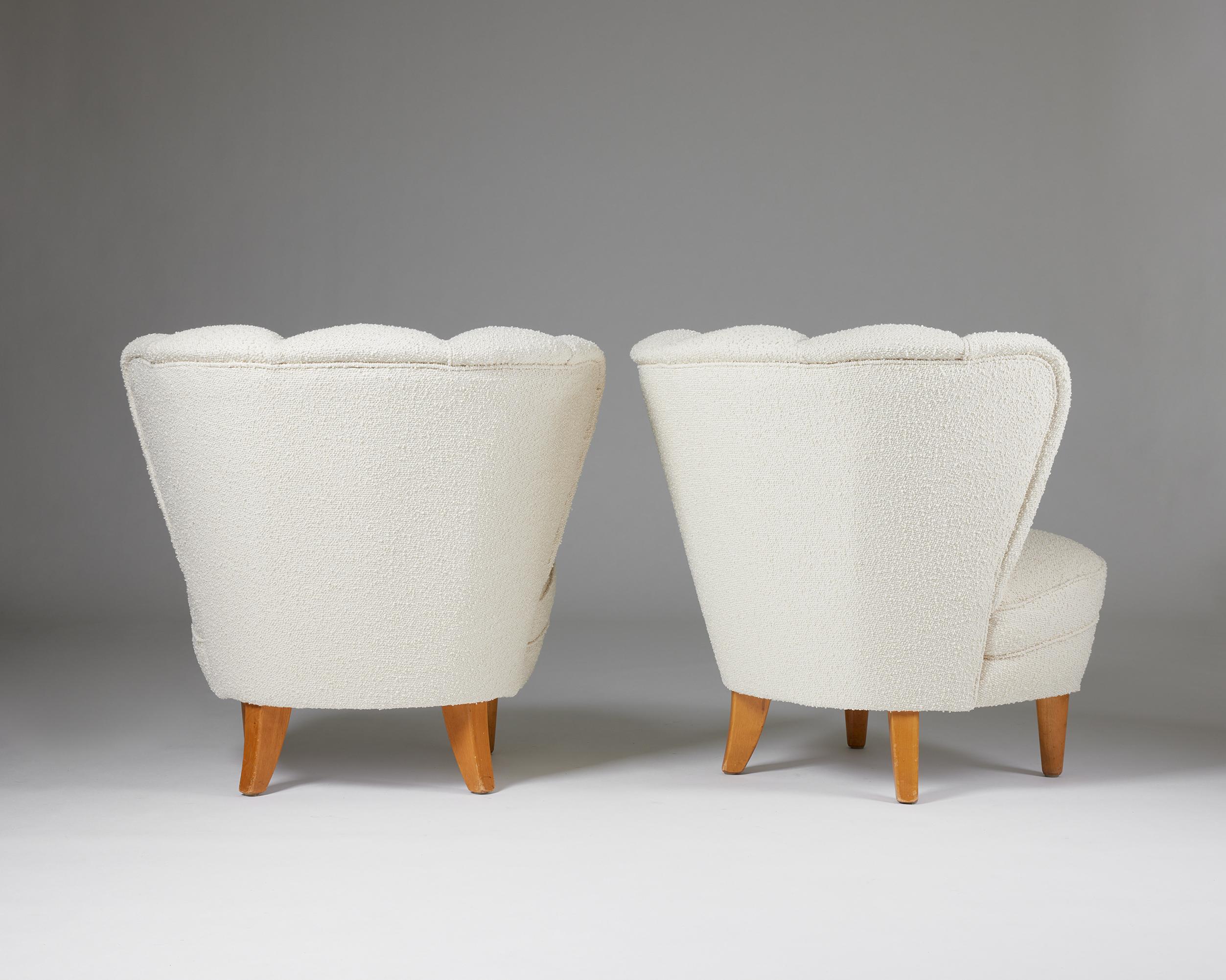 Wool Pair of easy chairs, anonymous, Finland, 1950s For Sale