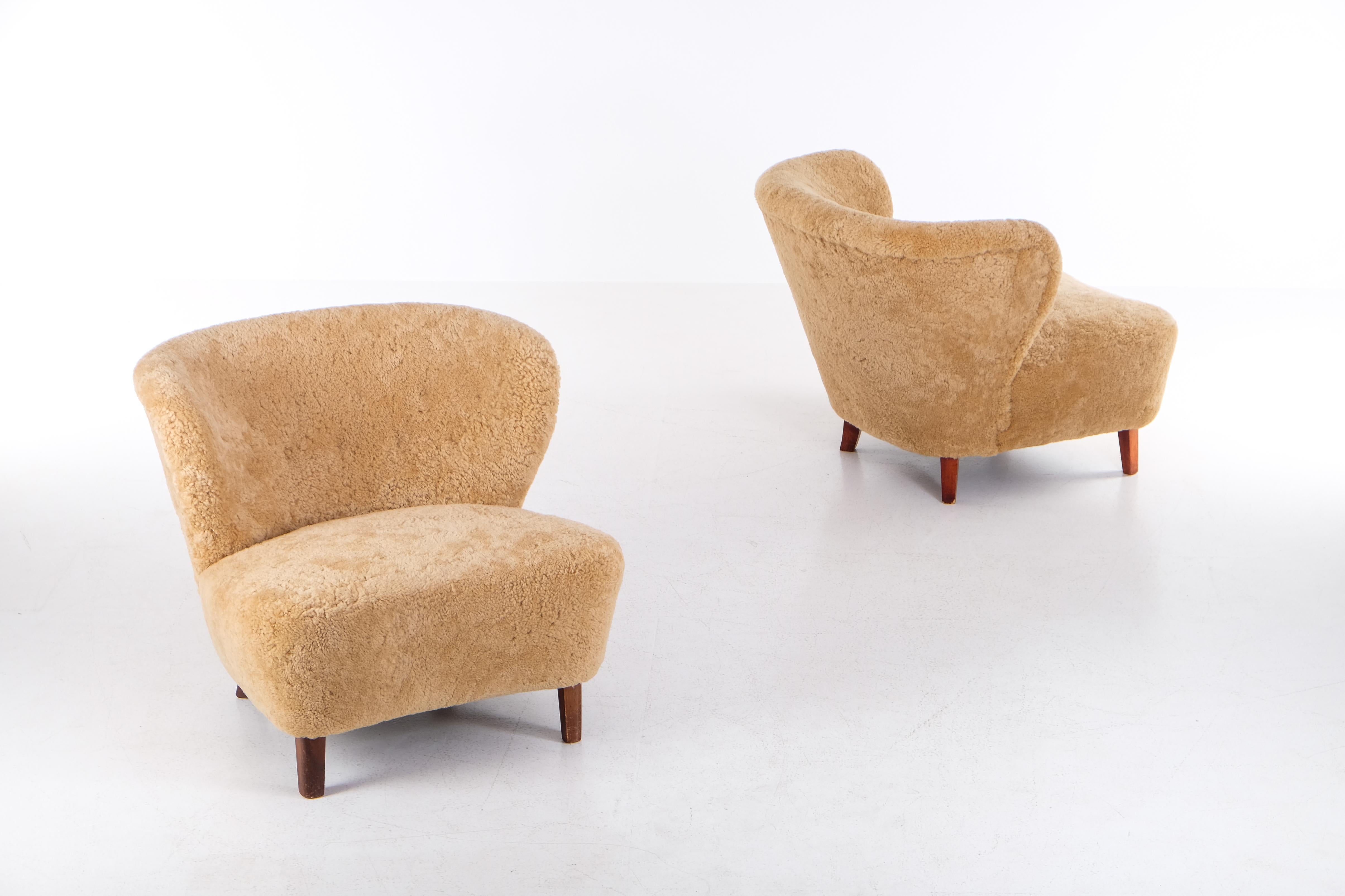Mid-20th Century Pair of Easy Chairs by AB Erik Ek's Snickerifabrik, Malmö, Sweden, 1940s For Sale