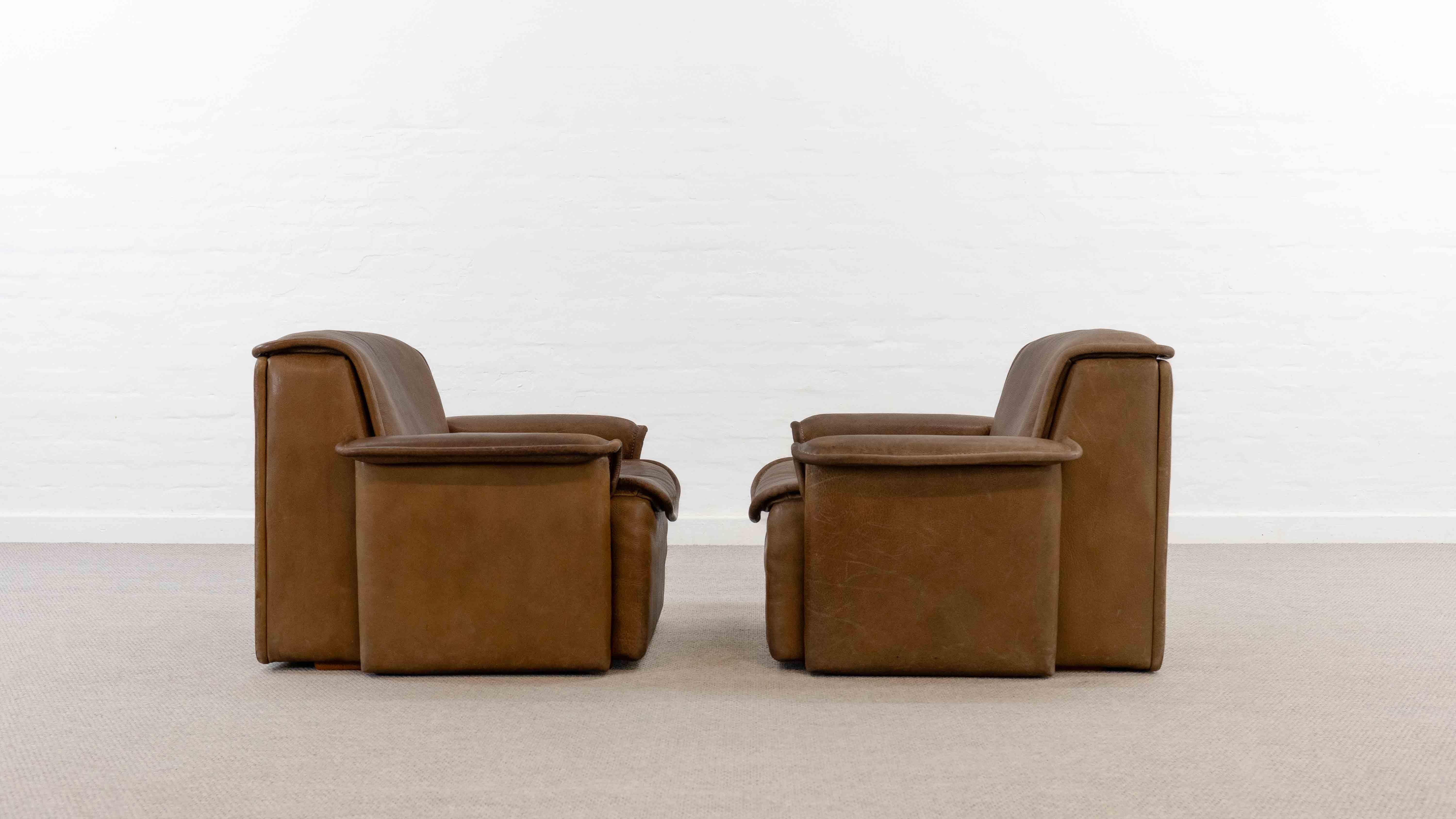 Mid-Century Modern Paire de fauteuils de De Sede, Model No No 12 en cuir cognac, années 70 en vente