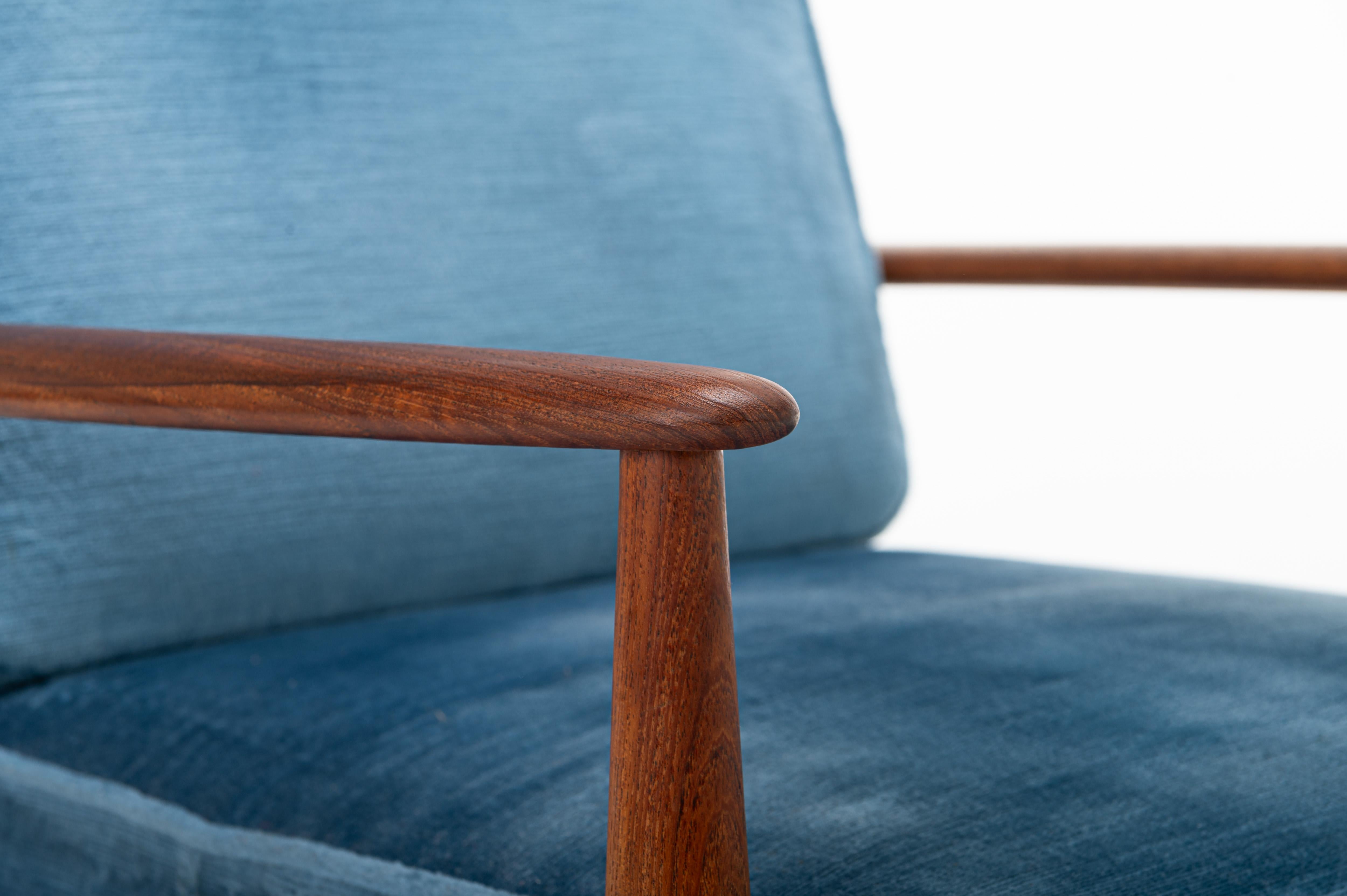 Velvet Pair of easy chairs by Grete Jalk for France & Daverkosen, Denmark 1962 For Sale